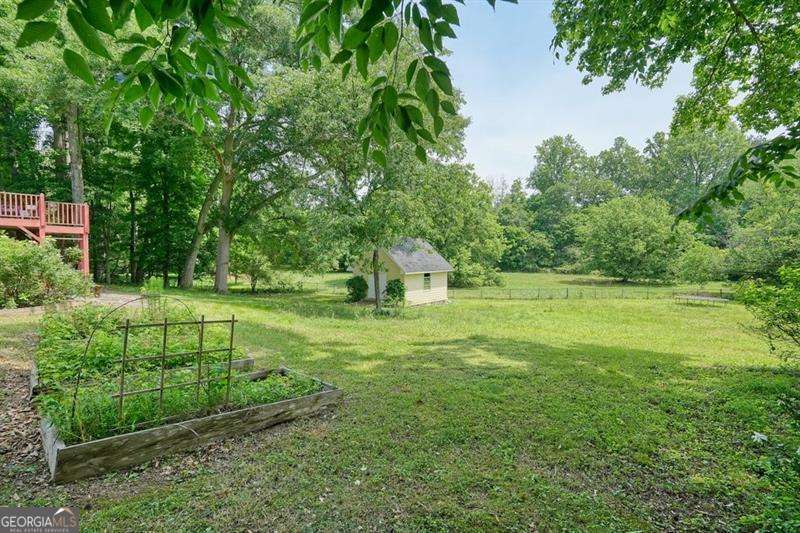 410 Windsor Way Property Photo 37