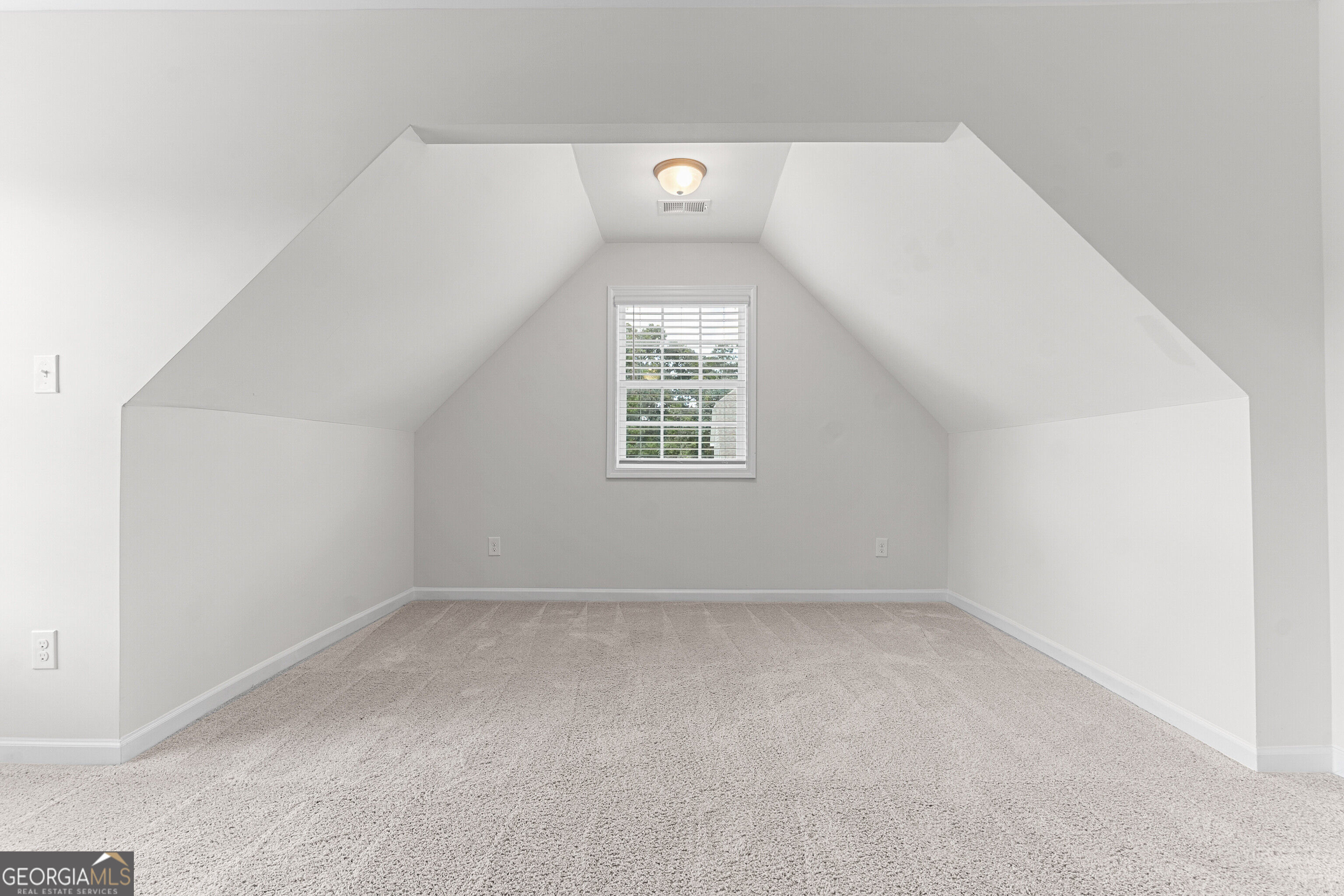 311 Shoshone Circle Property Photo 39