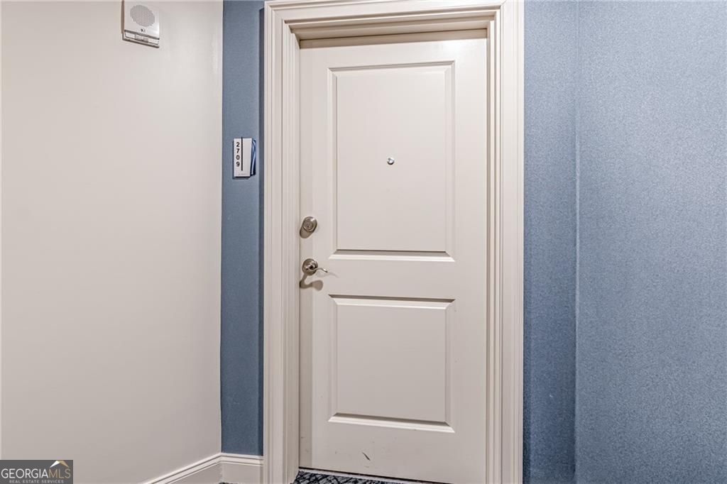 270 17th Street Nw Property Photo 2