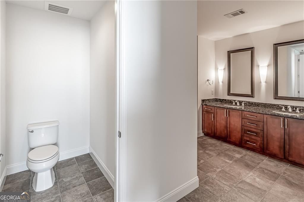 270 17th Street Nw Property Photo 7