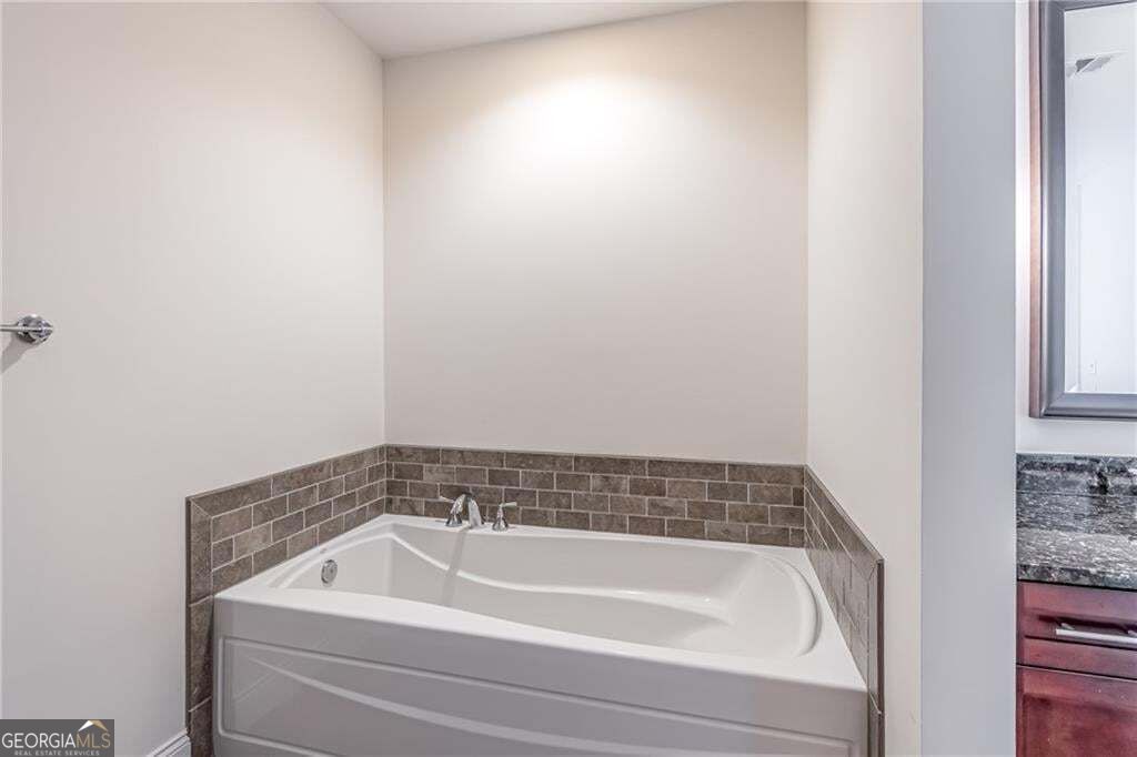 270 17th Street Nw Property Photo 11