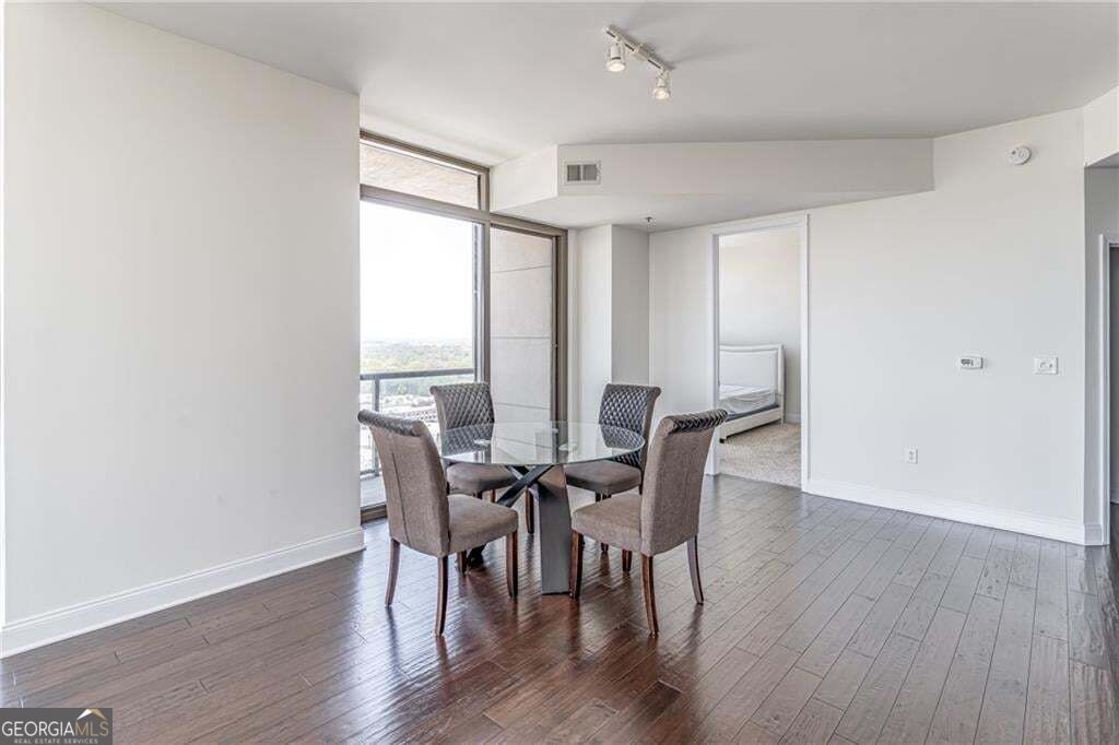 270 17th Street Nw Property Photo 24