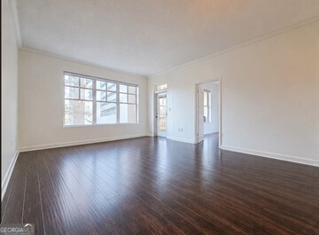 1101 Juniper Street Ne # 211 Property Photo 7