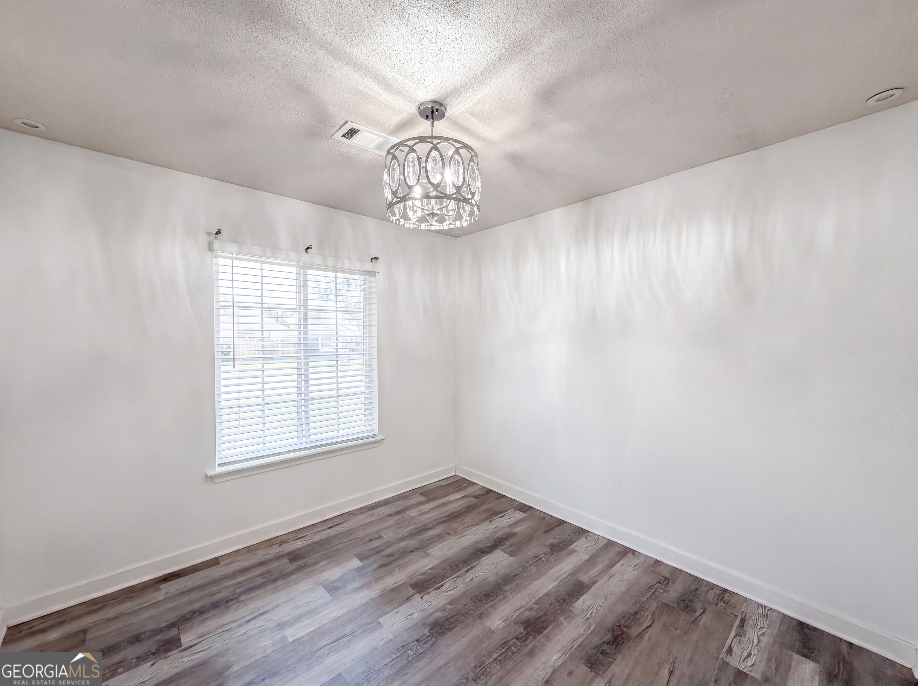 2725 Flintlock Place Property Photo 8