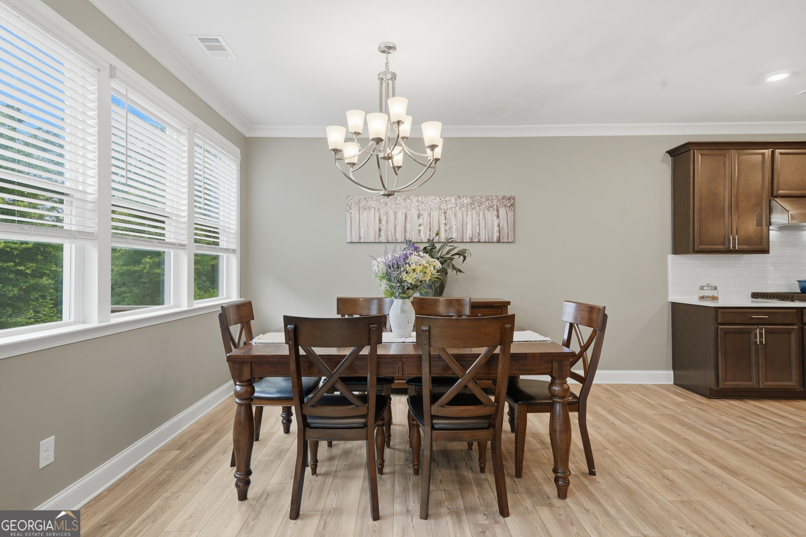 266 Hickory Bluffs Parkway Property Photo 8