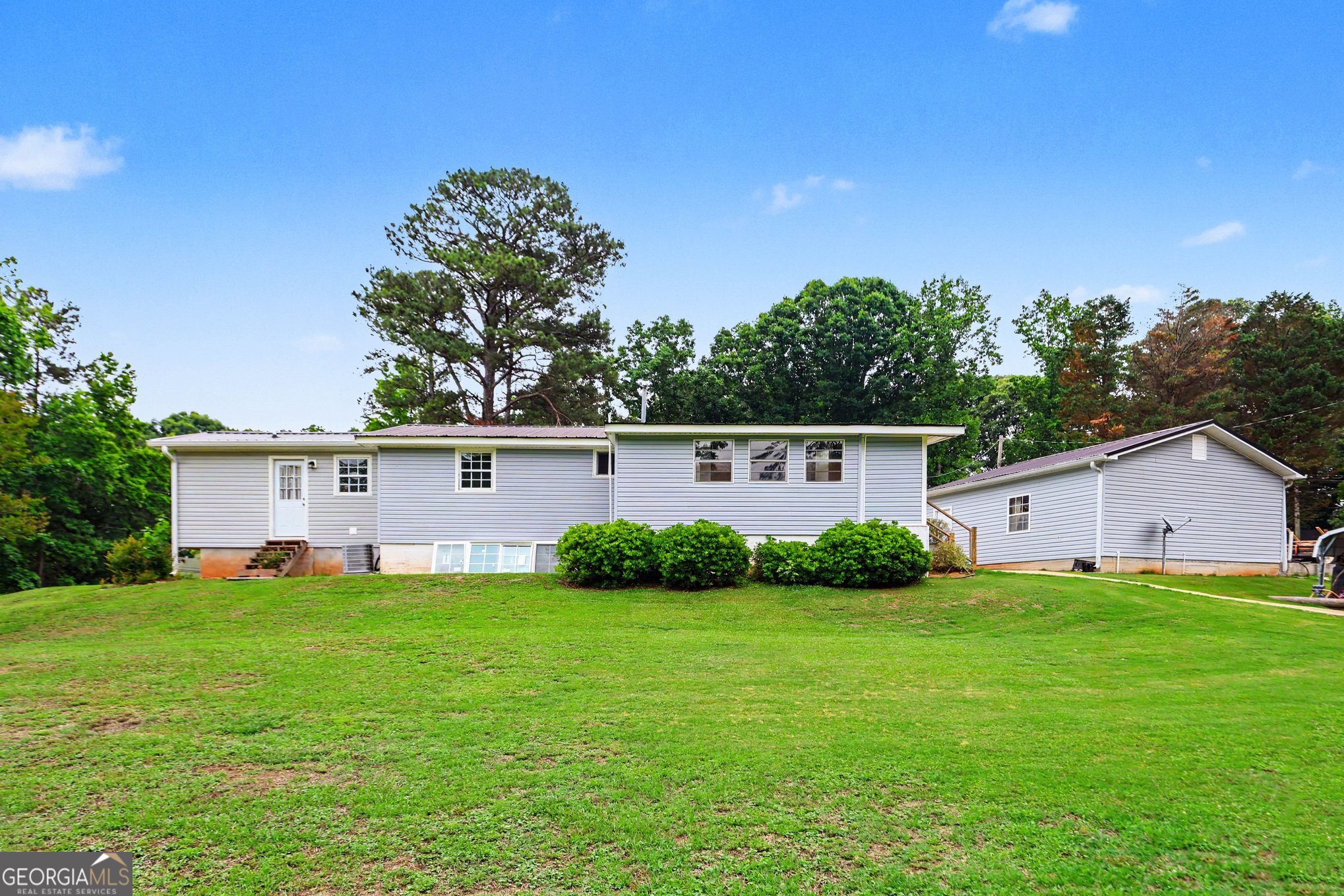 2908 Austin Bridge Road Property Photo 34