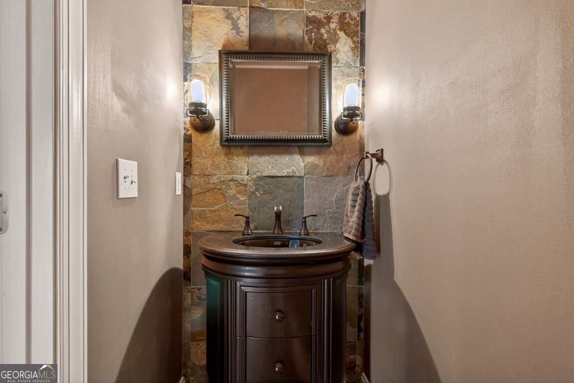3827 Bay Orchard Lane Property Photo 15