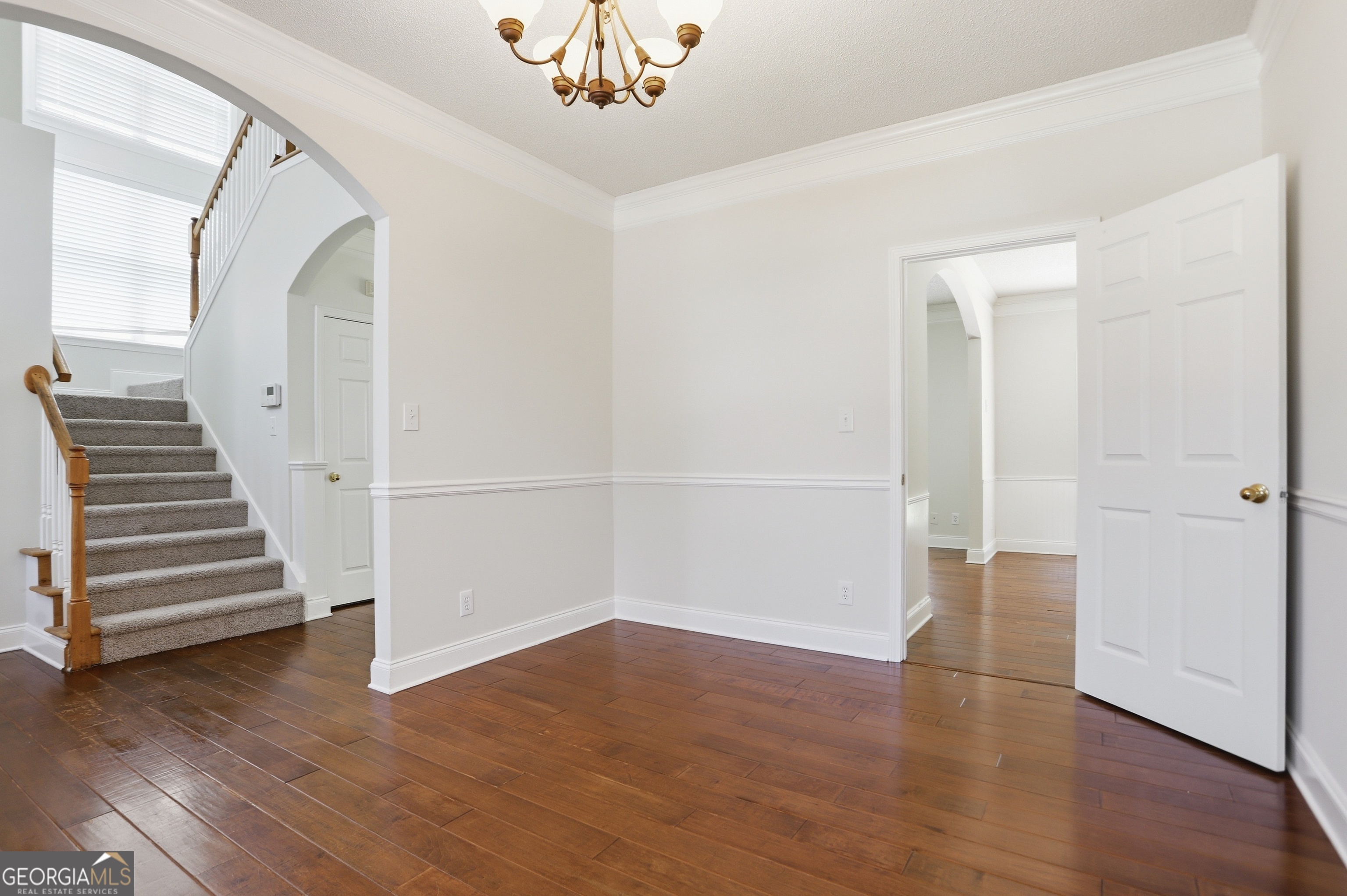 640 Autumn Leaf Circle Property Photo 12