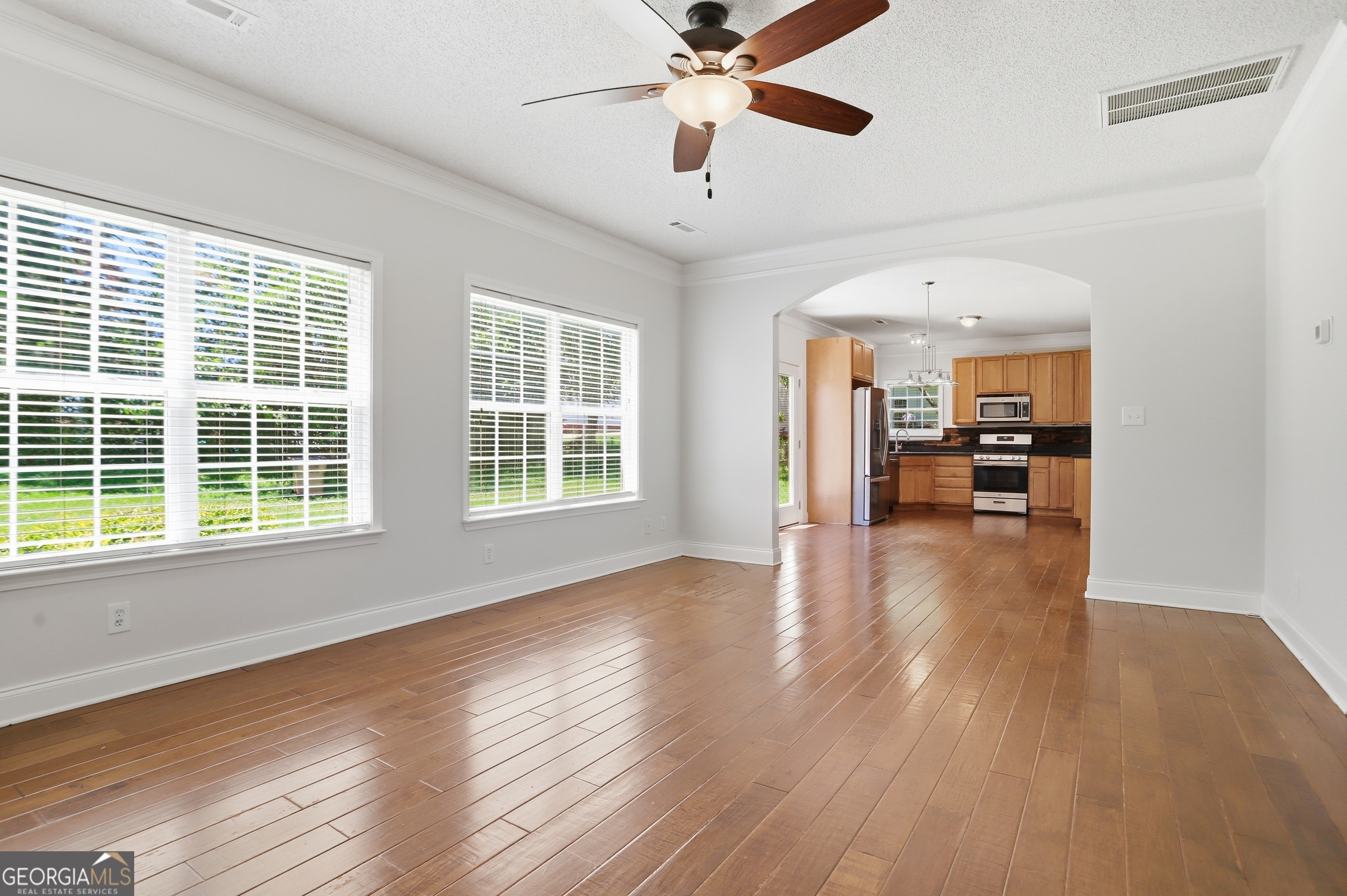 640 Autumn Leaf Circle Property Photo 15