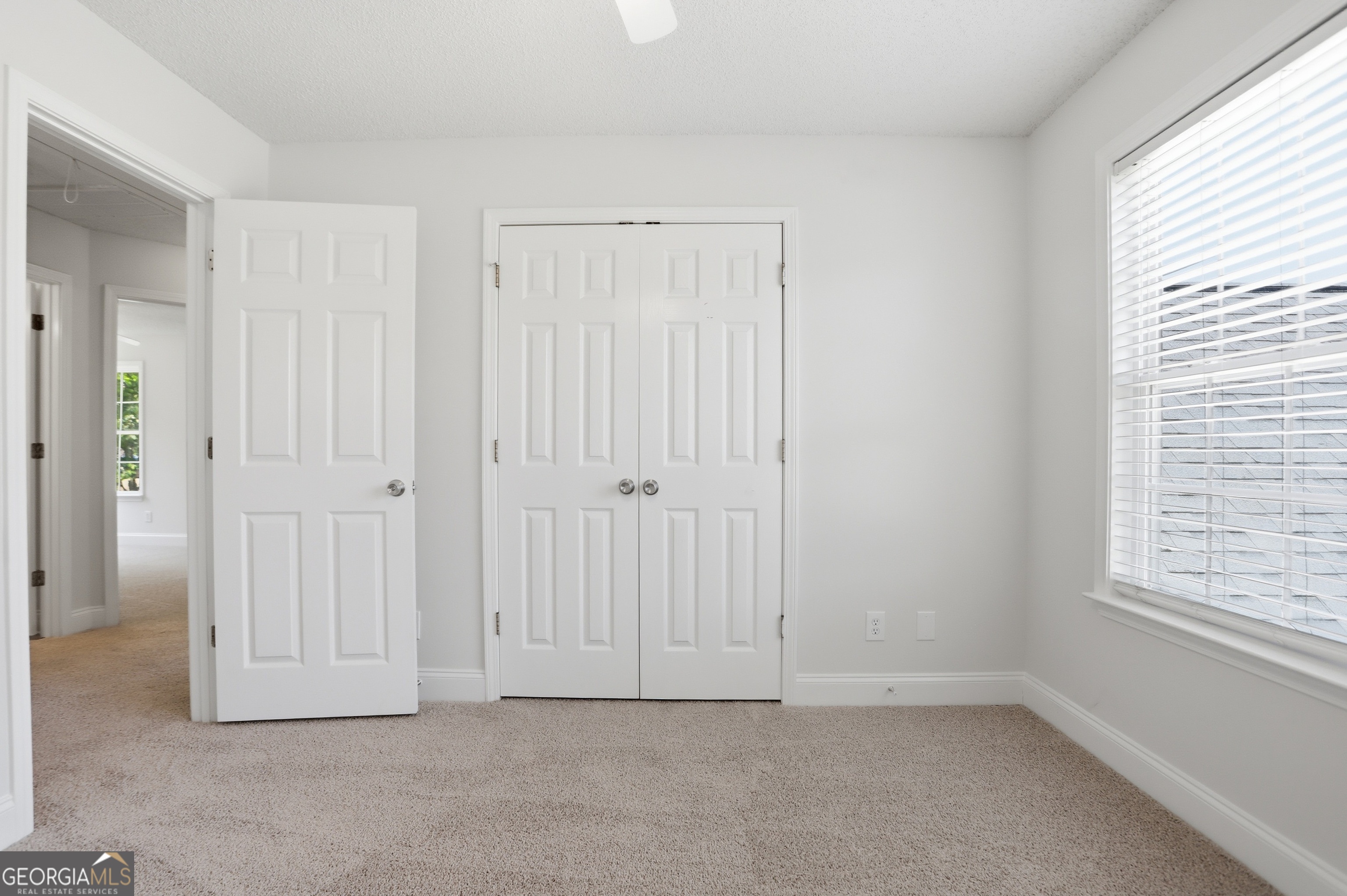 640 Autumn Leaf Circle Property Photo 24