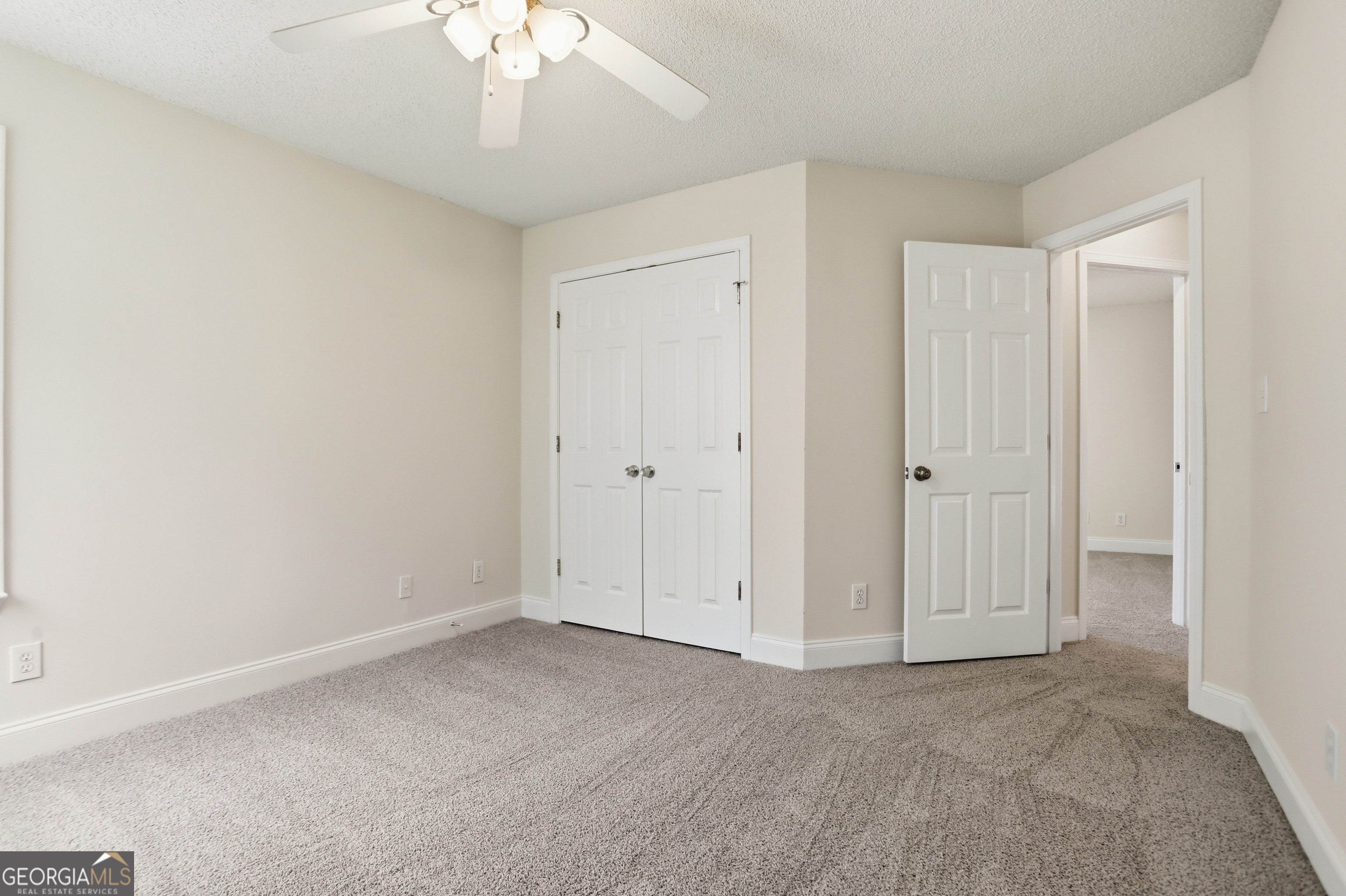 640 Autumn Leaf Circle Property Photo 28