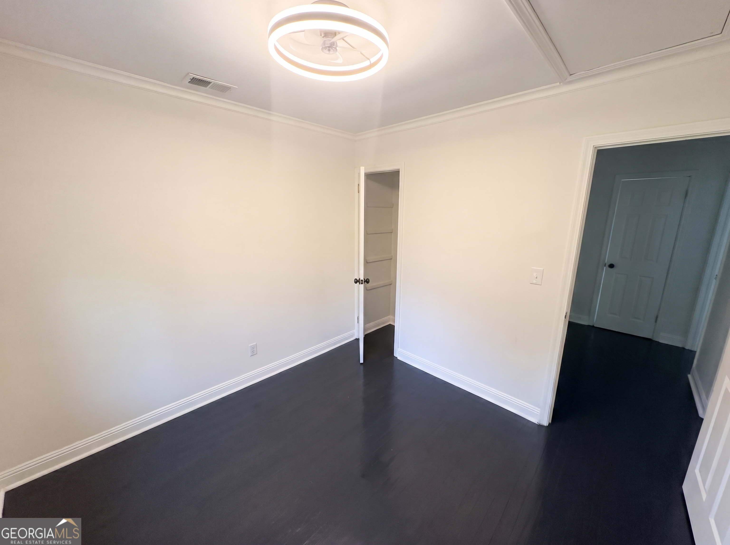 601 Community Drive Property Photo 12