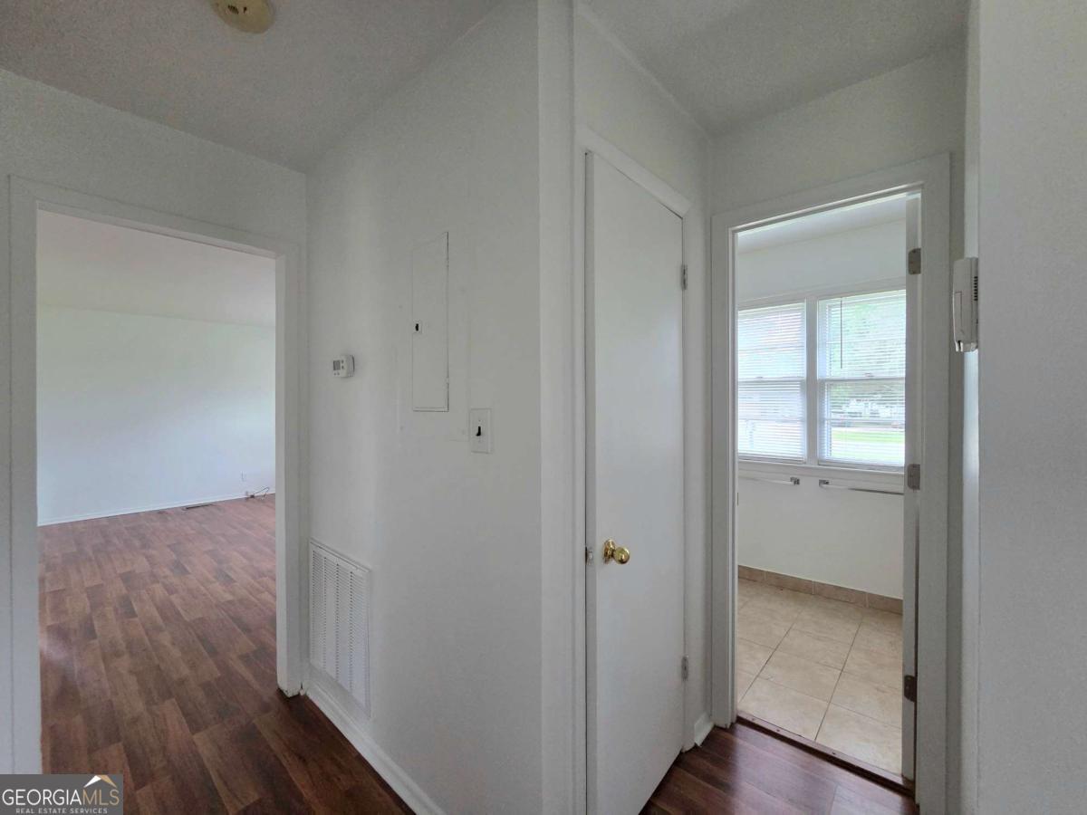 104 Delaware Avenue Property Photo 13