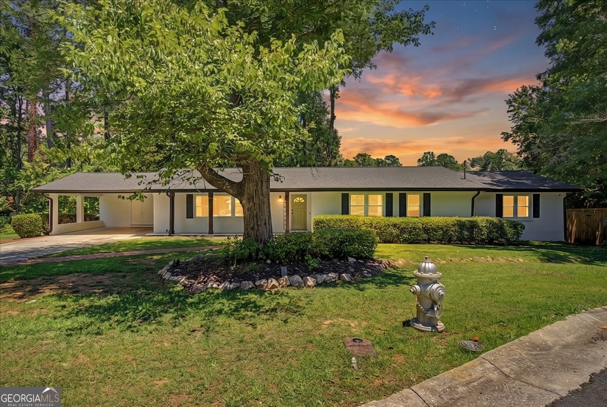 2718 Pine Grove Court Property Photo 1