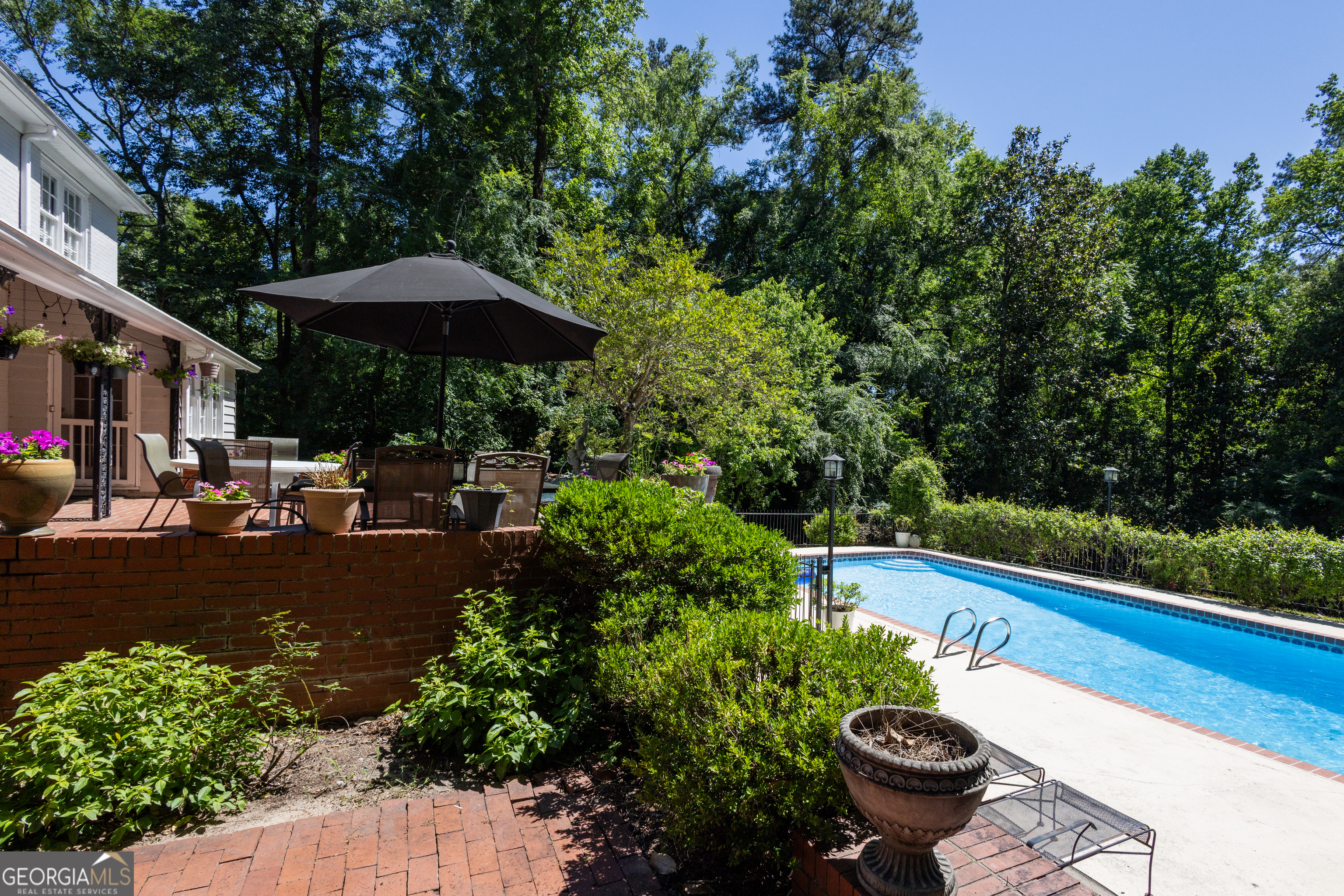 1424 Waverland Drive Property Photo 9