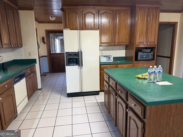 206 Ridge Circle Property Photo 5