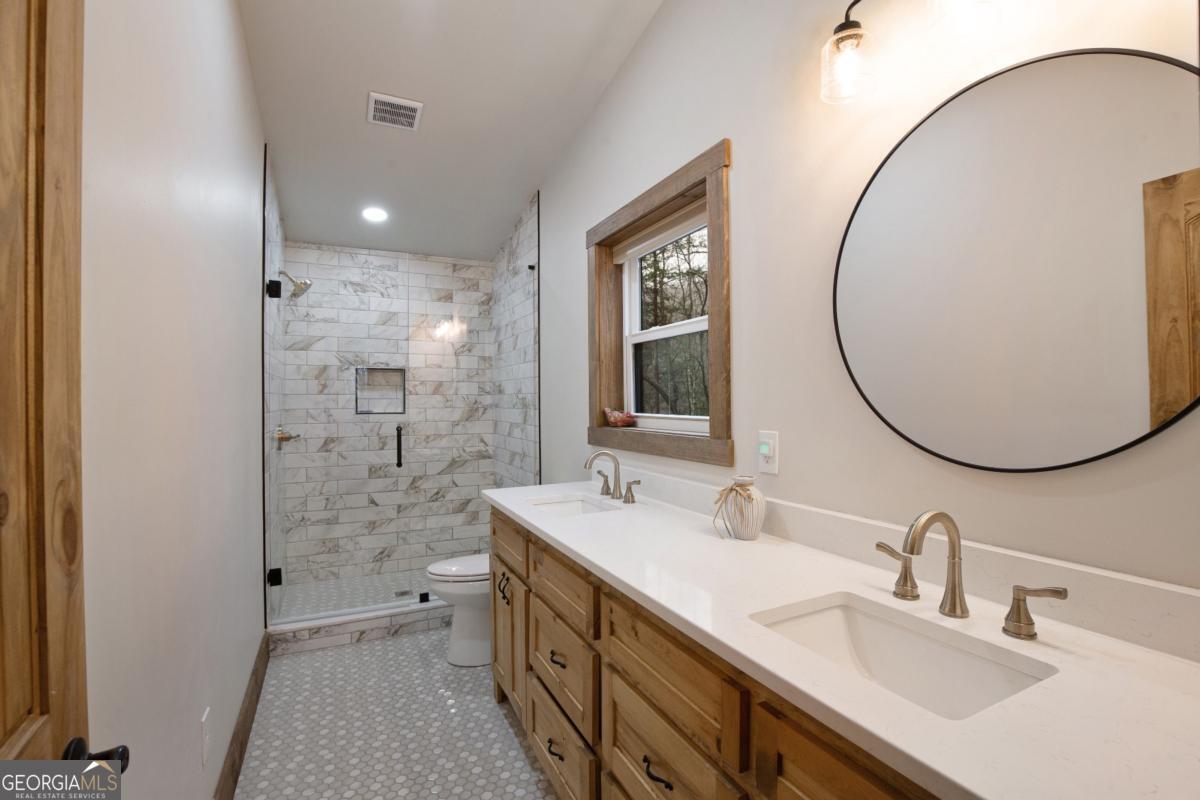 642 Crabapple Drive Property Photo 11