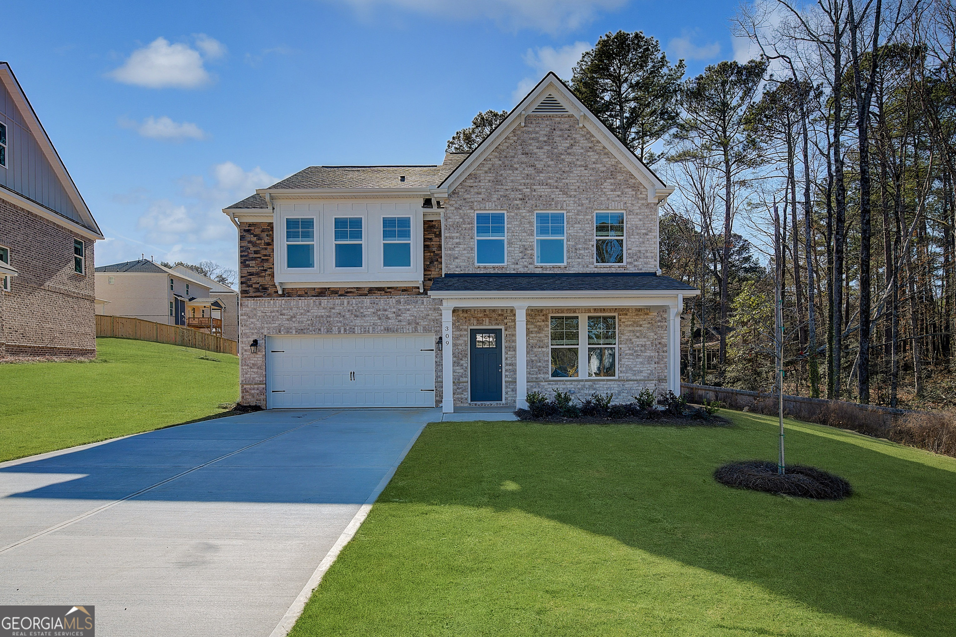 172 Dalston Cove Property Photo 1