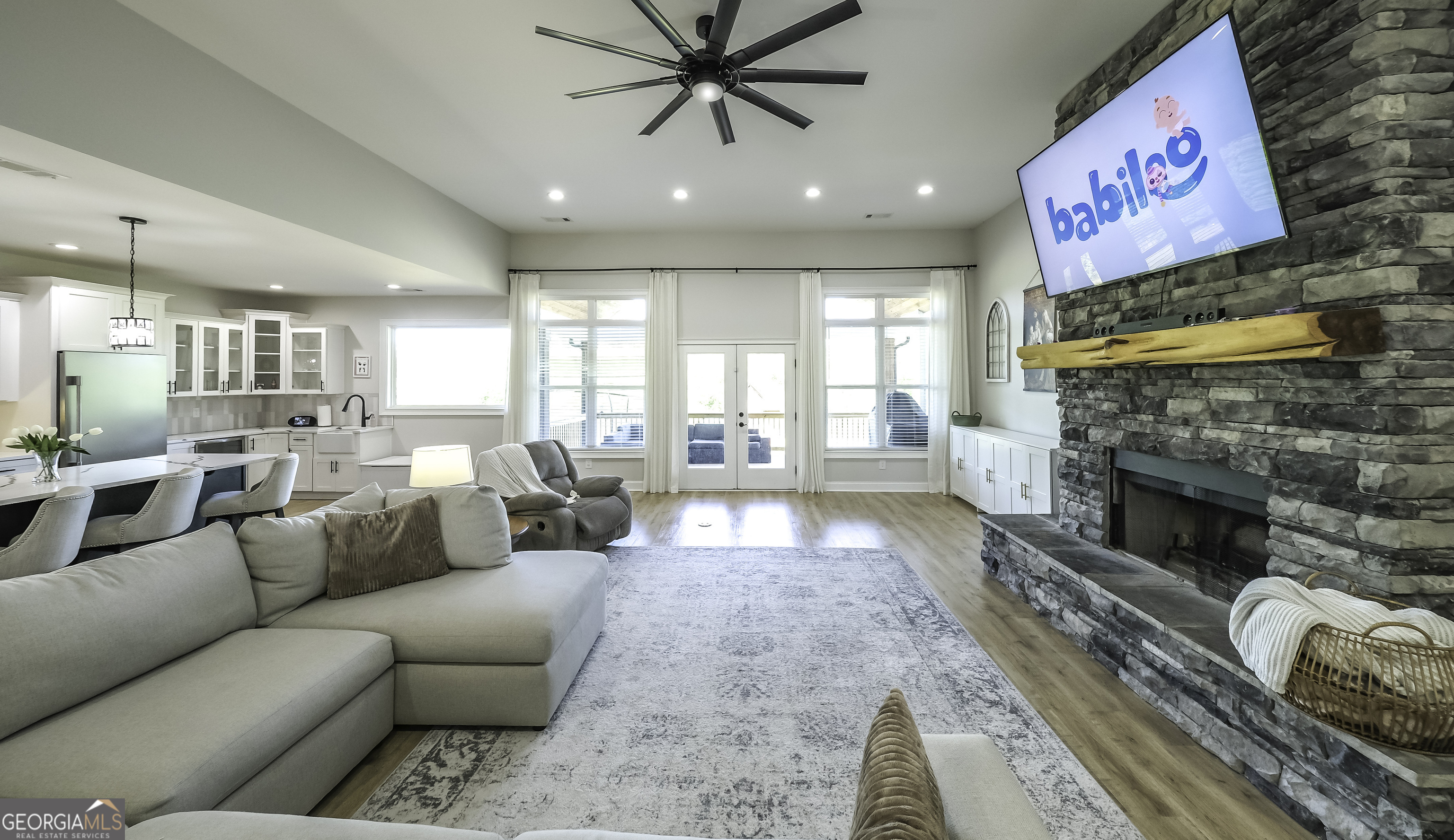 2392 Welcome Road Property Photo 17