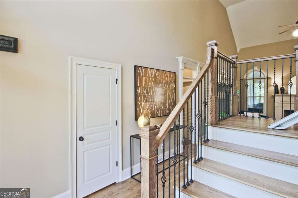 7251 Bluewater Lane Property Photo 7