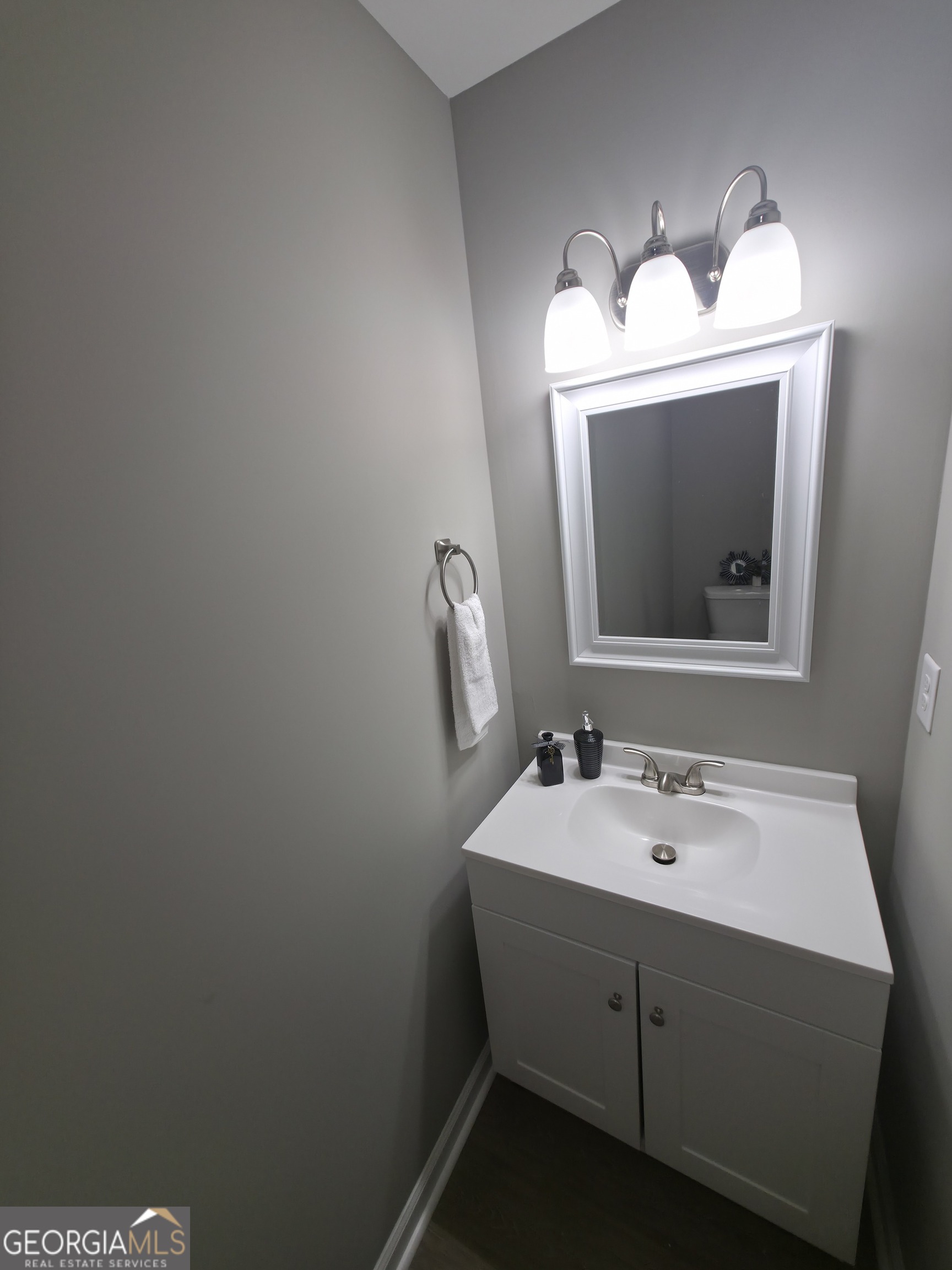 241 Charlotte Cir Property Photo 8
