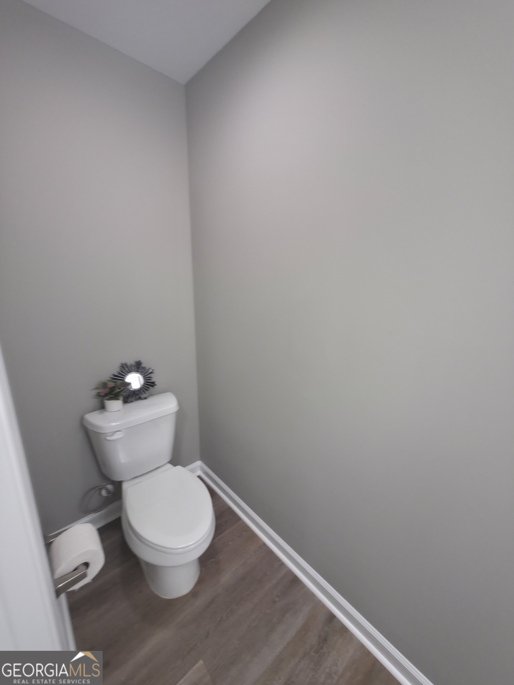 241 Charlotte Cir Property Photo 9