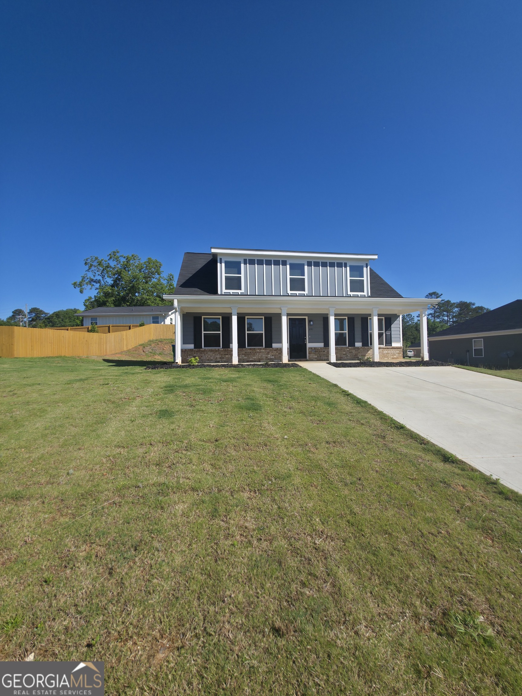 241 Charlotte Cir Property Photo 22