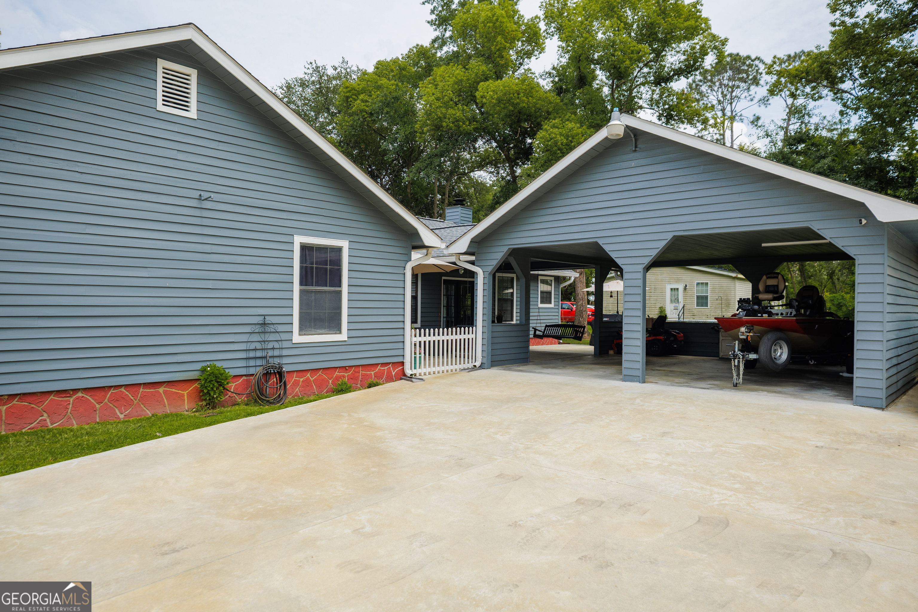 11 Morgan Street Property Photo 37