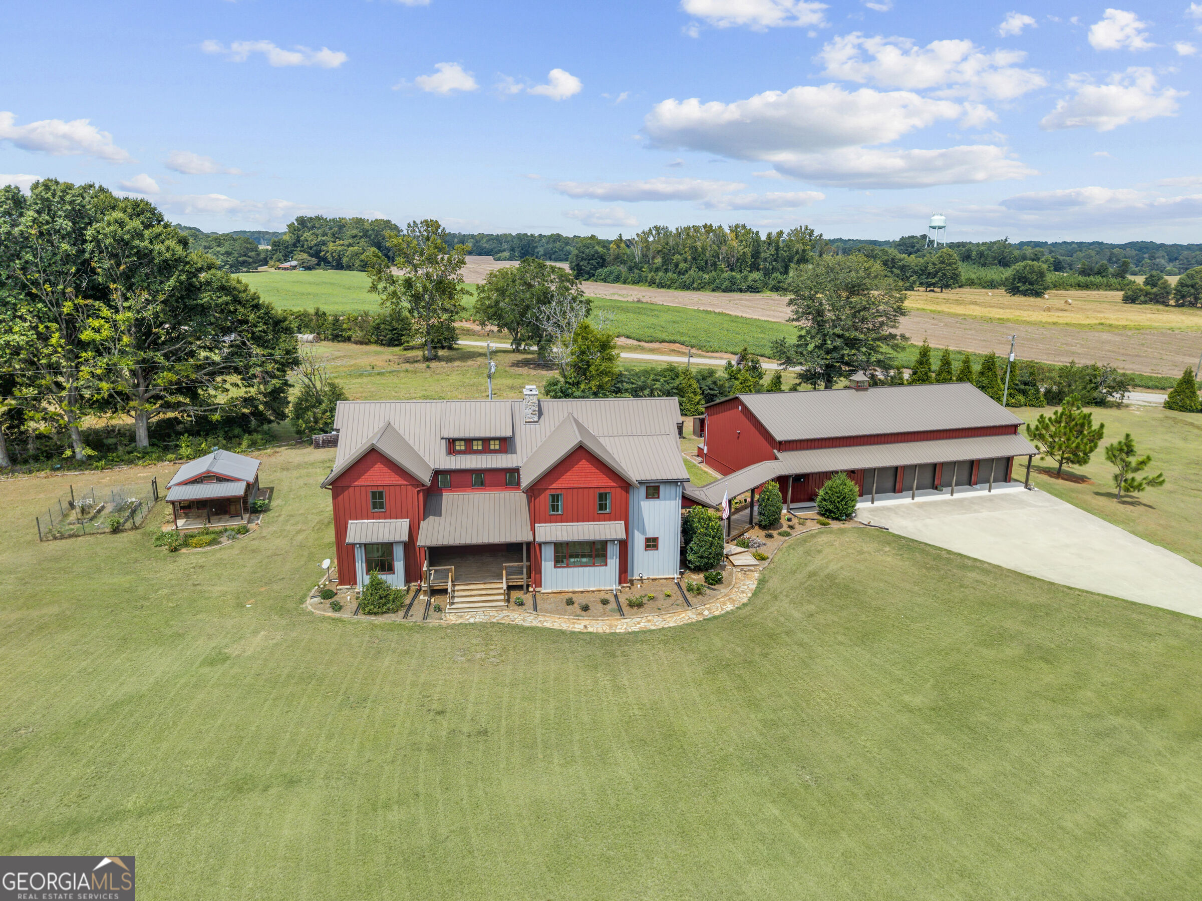 1530 Chilton Woods Road Property Photo 1