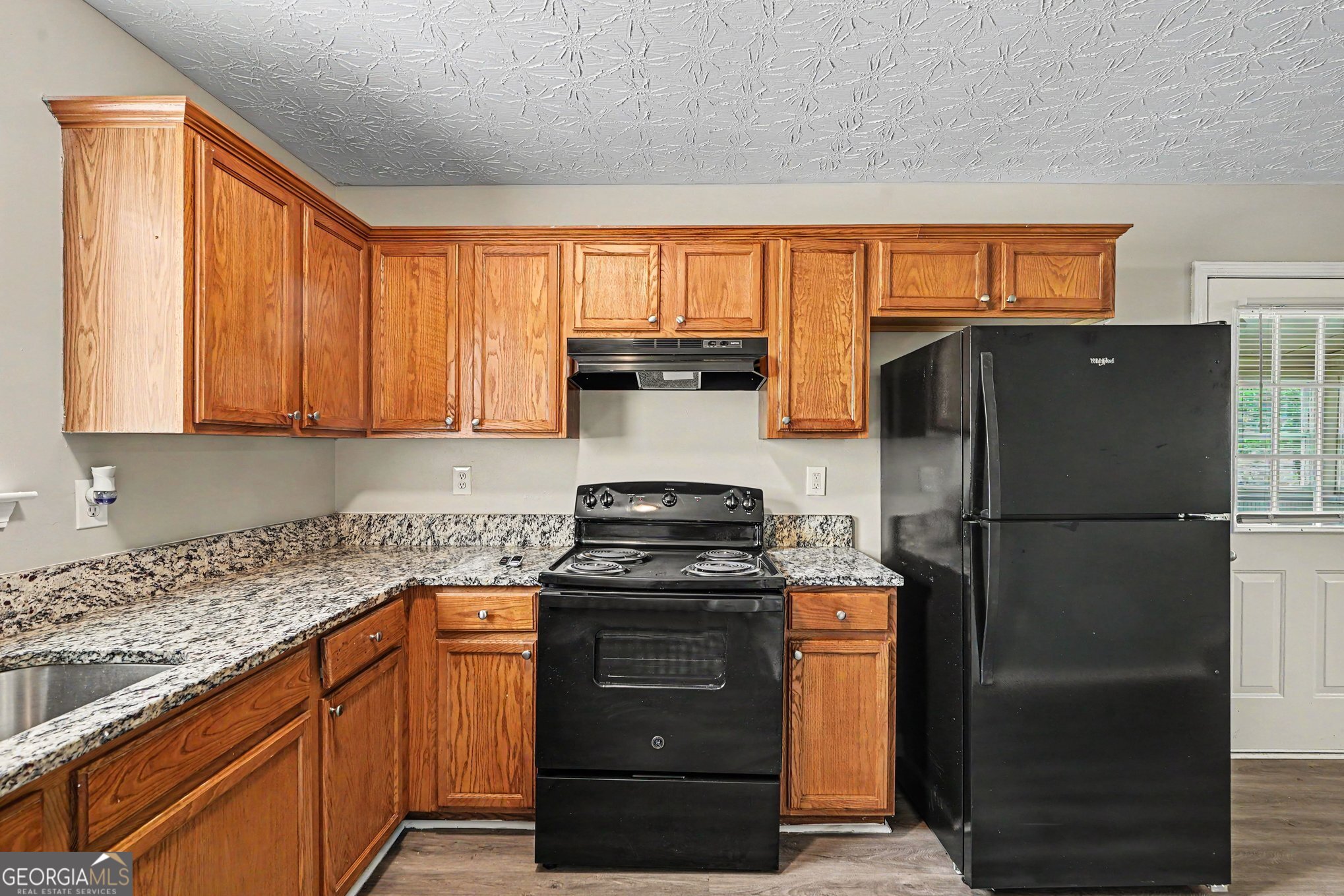 35 Arnold Way Property Photo 11