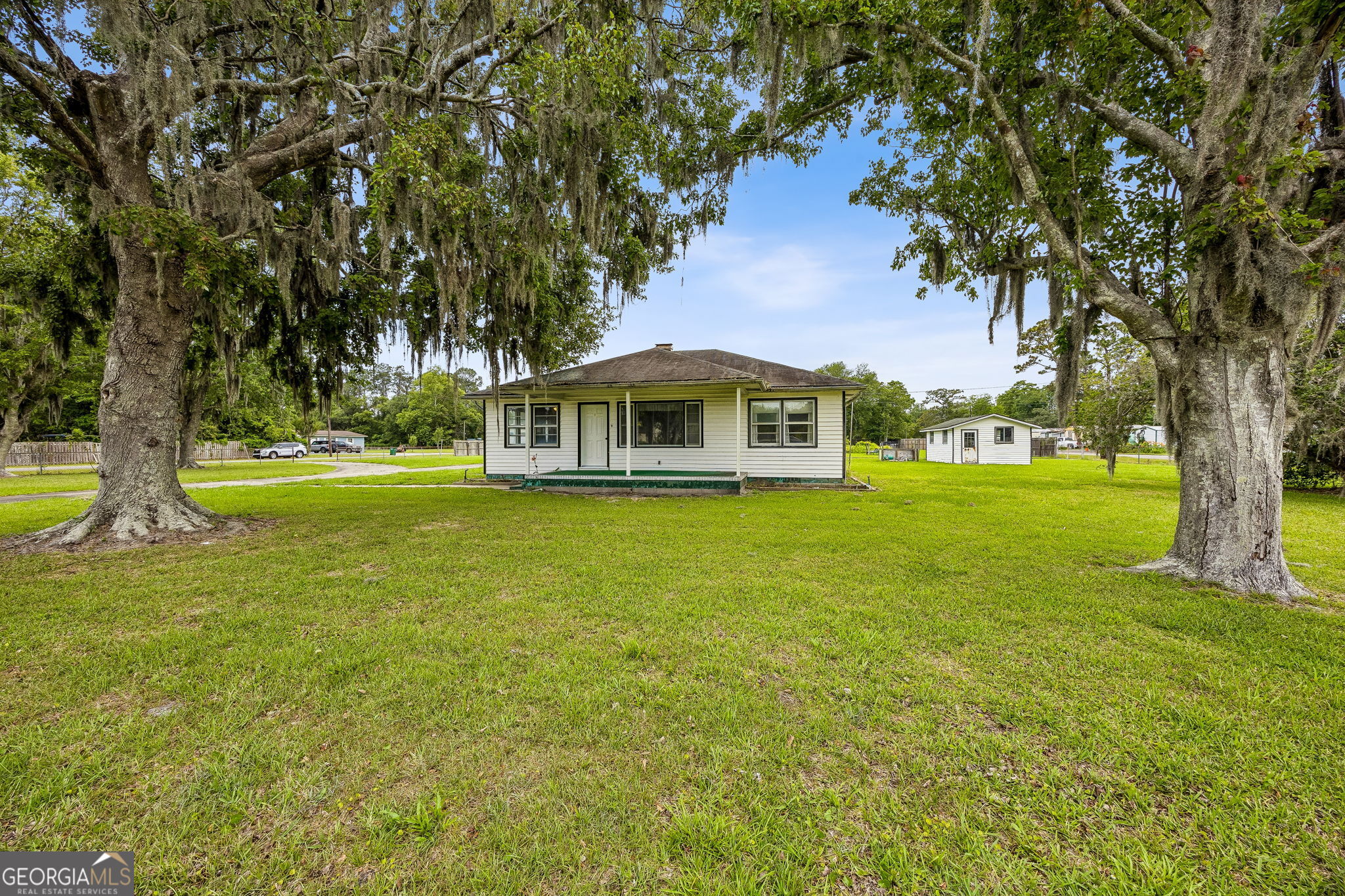 879 Charlie Smith Sr Highway Property Photo 1