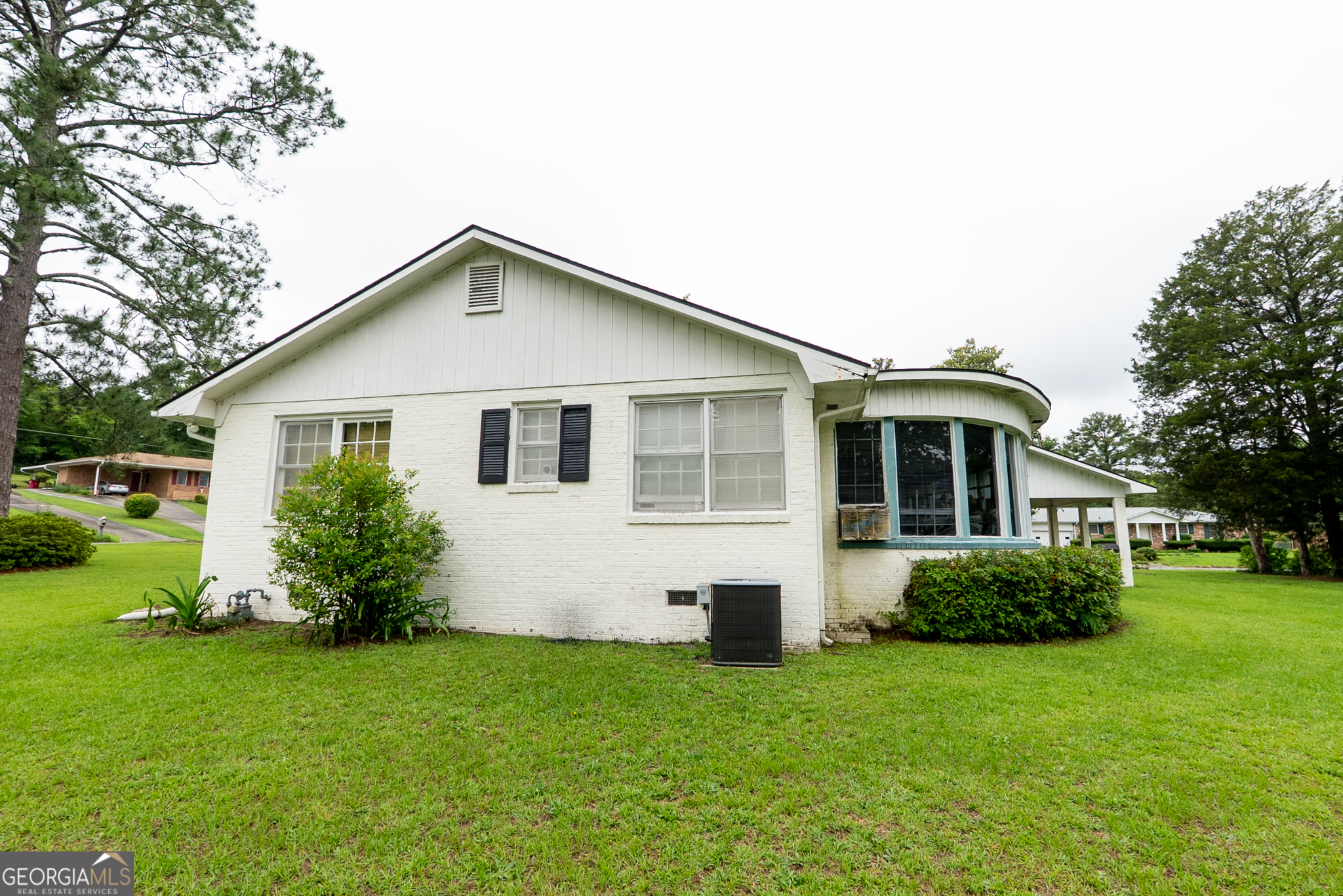4962 John Kennedy Drive Property Photo 2