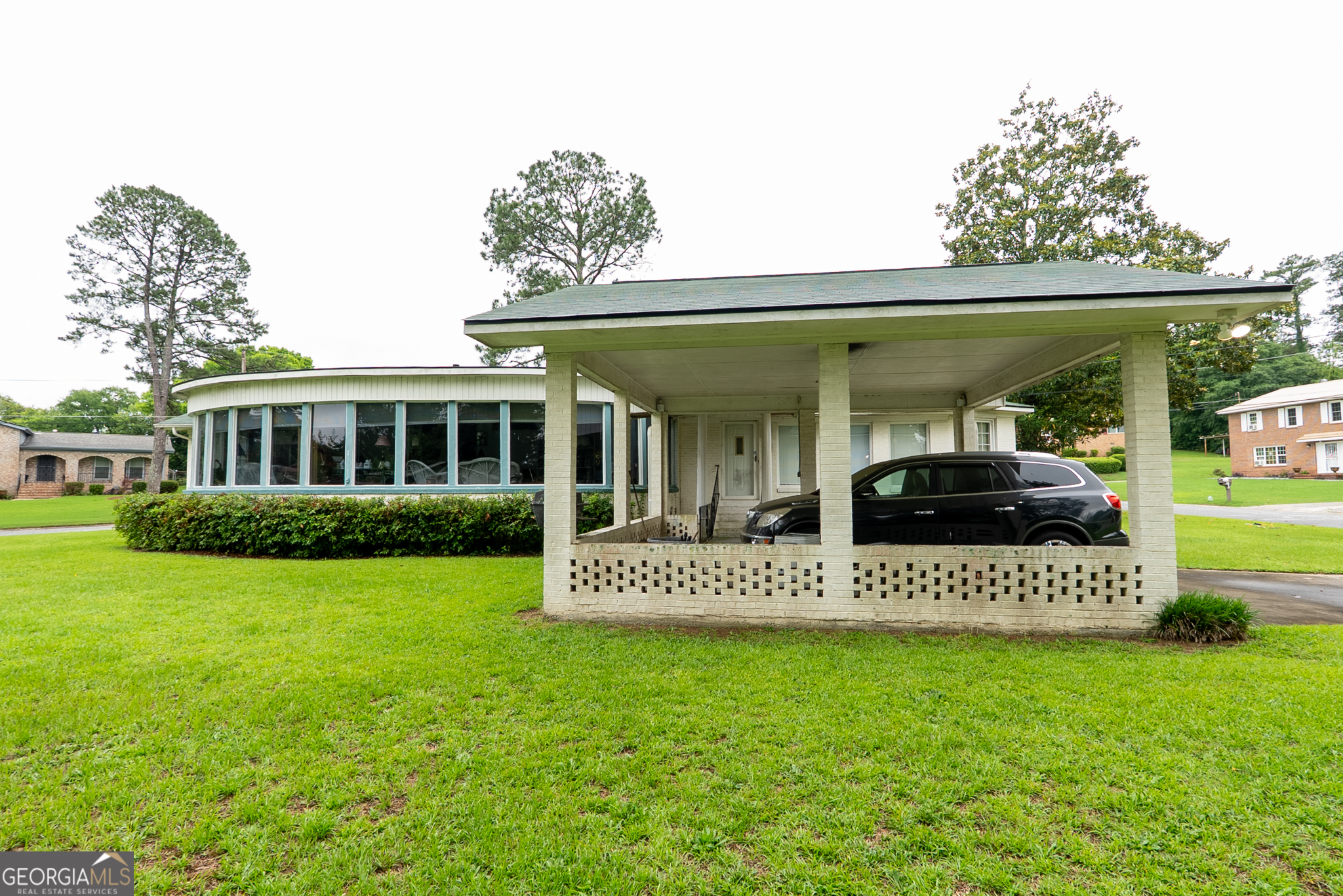4962 John Kennedy Drive Property Photo 8