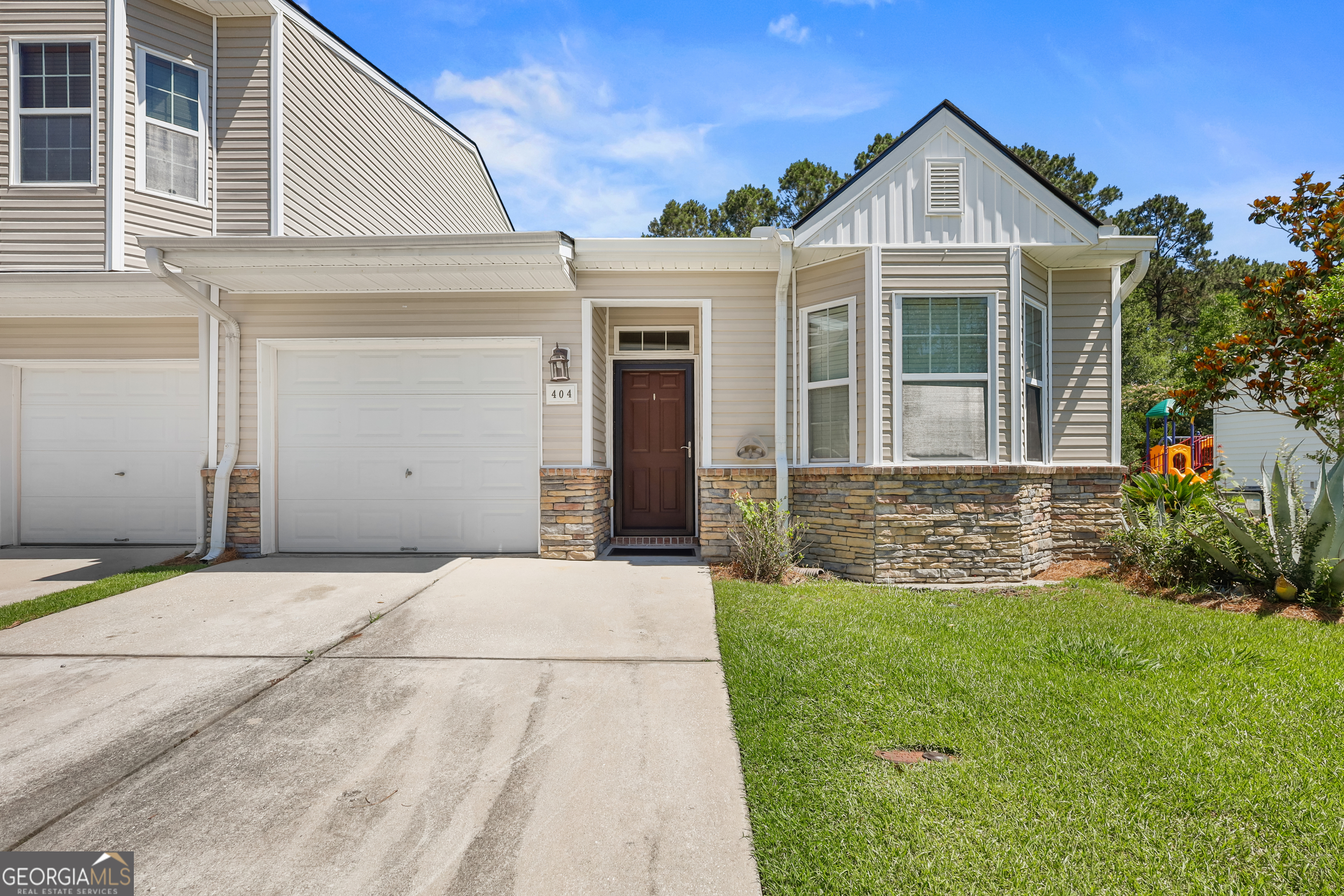404 Governor Treutlen Circle Property Photo 1