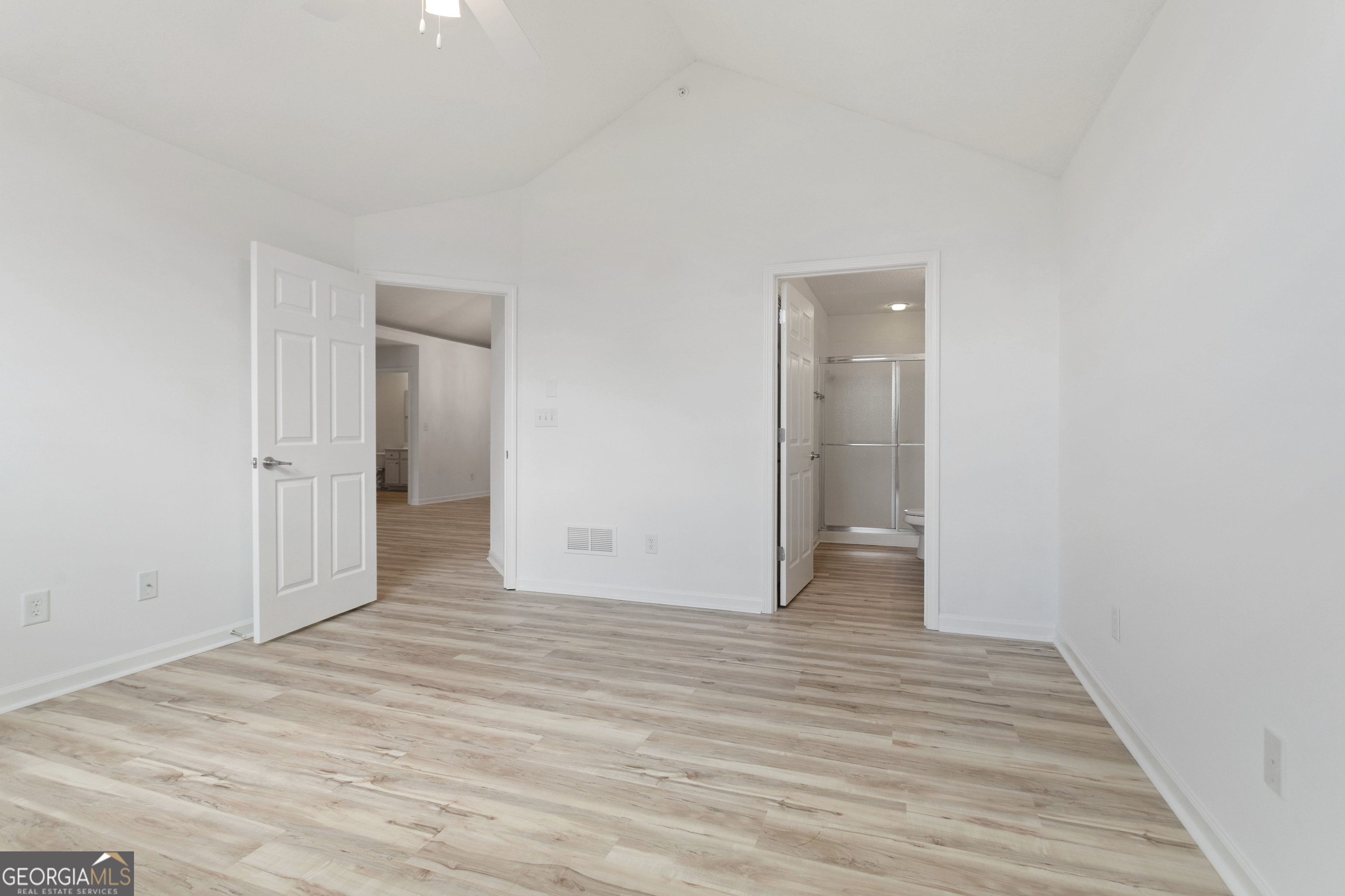 400 Silver Summit Drive Se Property Photo 18