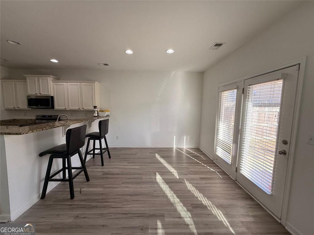 2450 Oakleaf Circle Property Photo 10