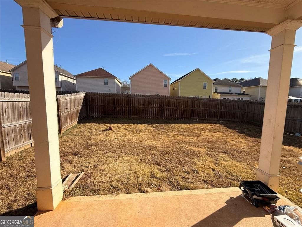2450 Oakleaf Circle Property Photo 17
