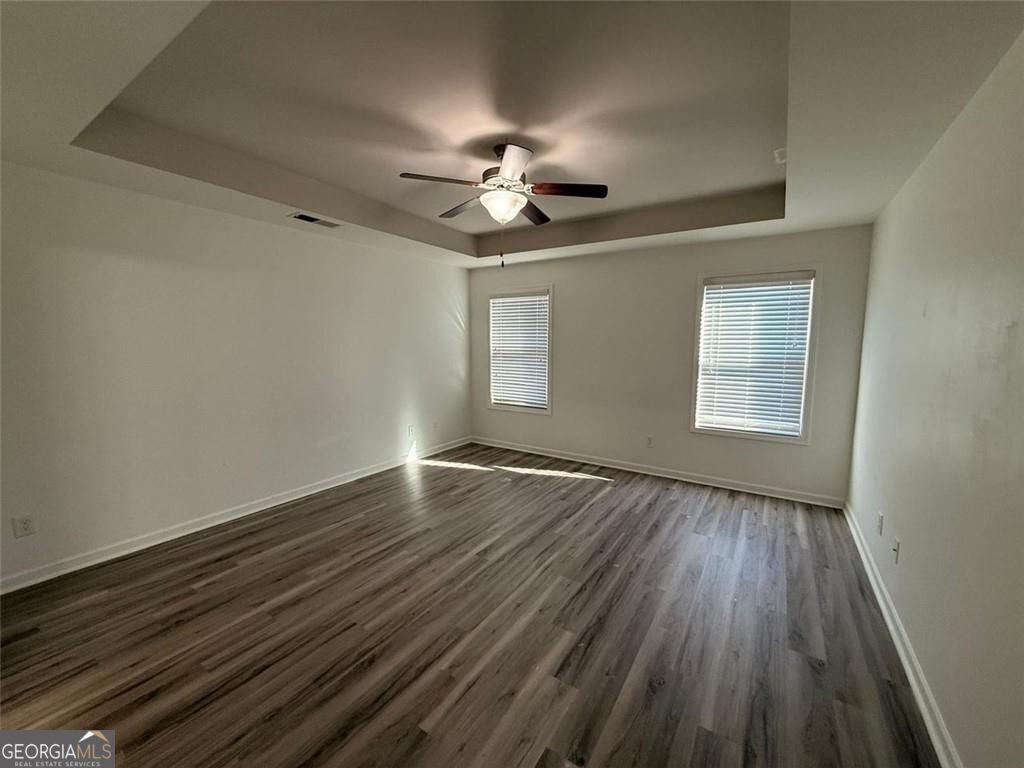 2450 Oakleaf Circle Property Photo 25