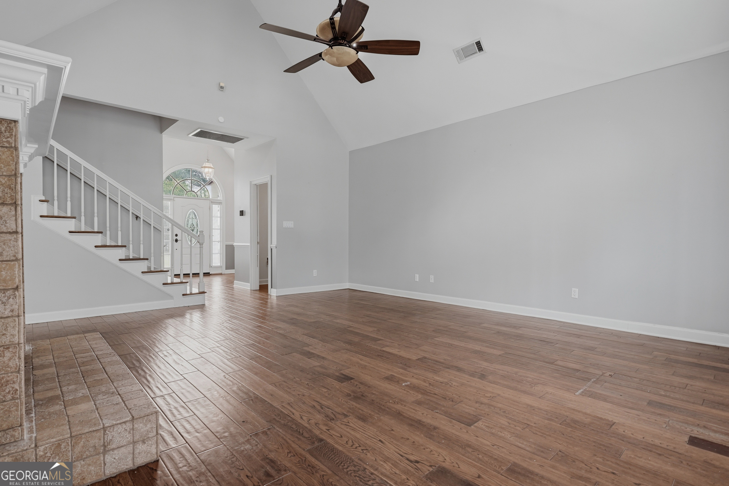 1007 River Pointe Drive Property Photo 6