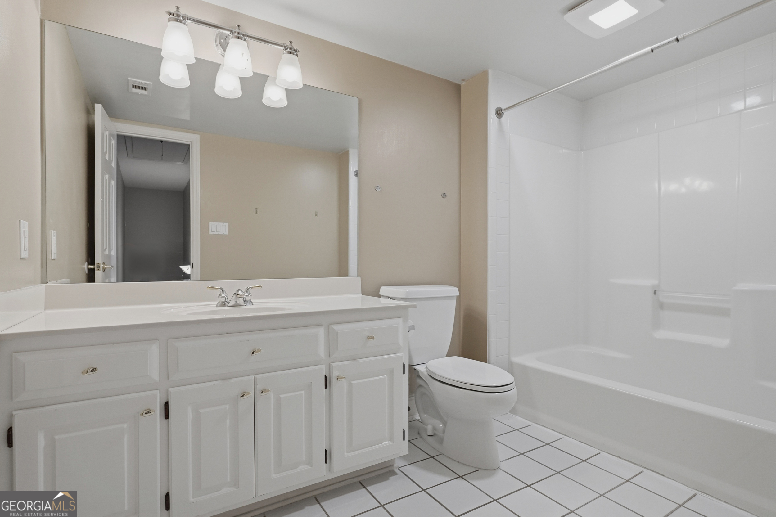 1007 River Pointe Drive Property Photo 16