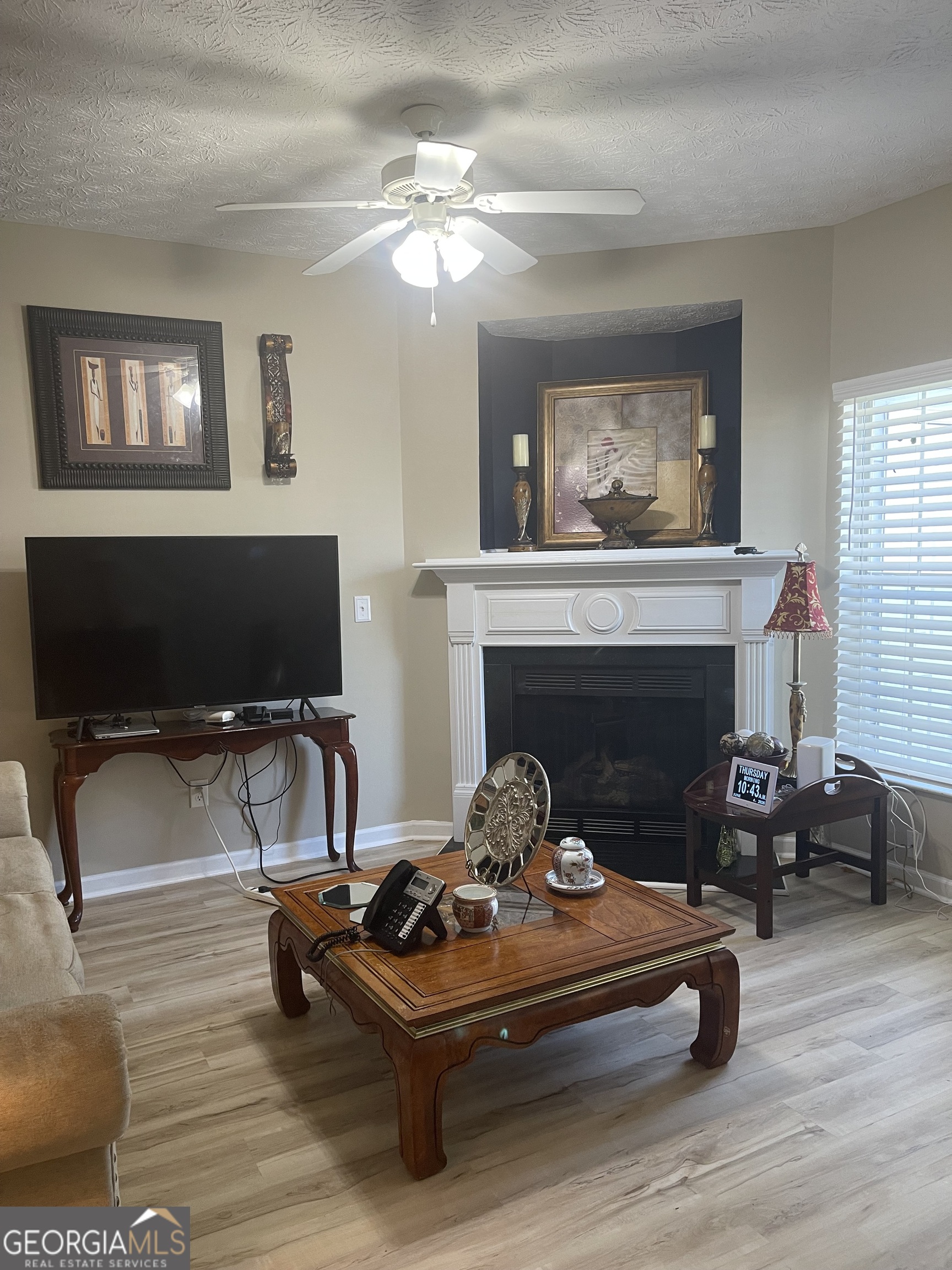 4911 Walden Lake Square Property Photo 11