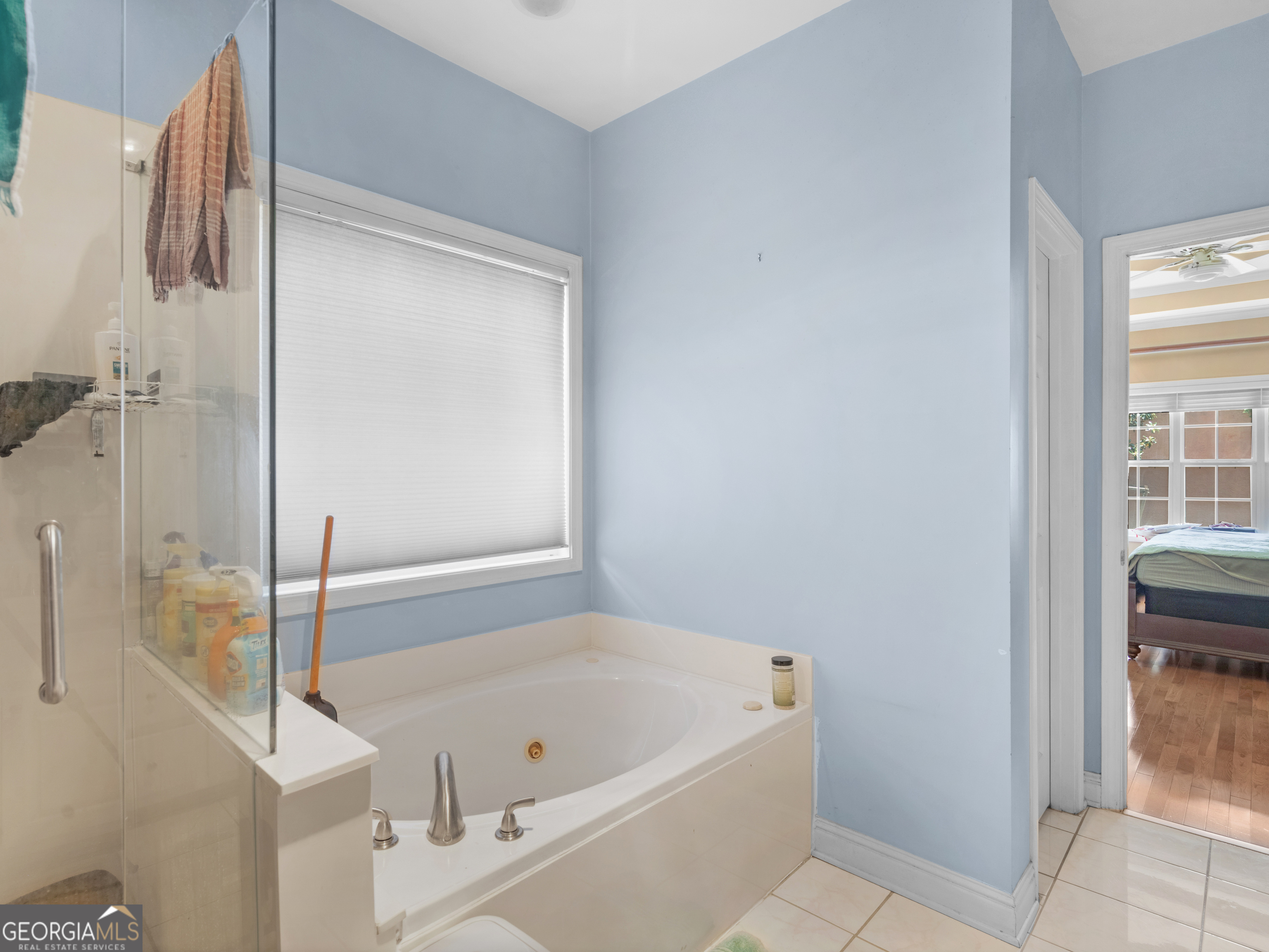 102 Carron Lane Property Photo 7