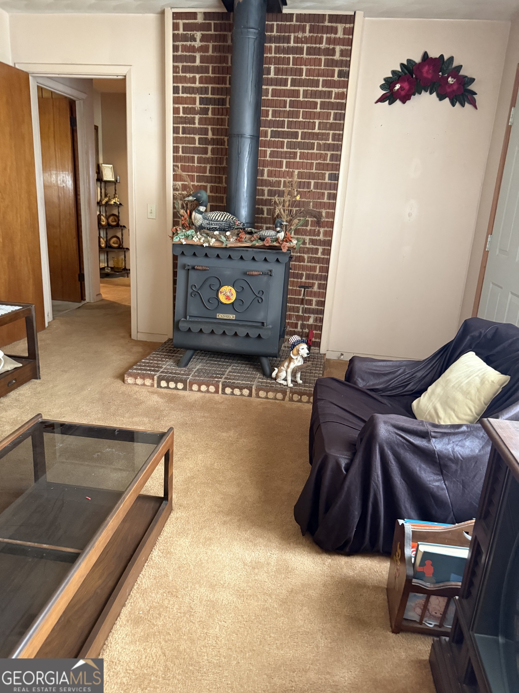 12 Elementary Street Property Photo 4