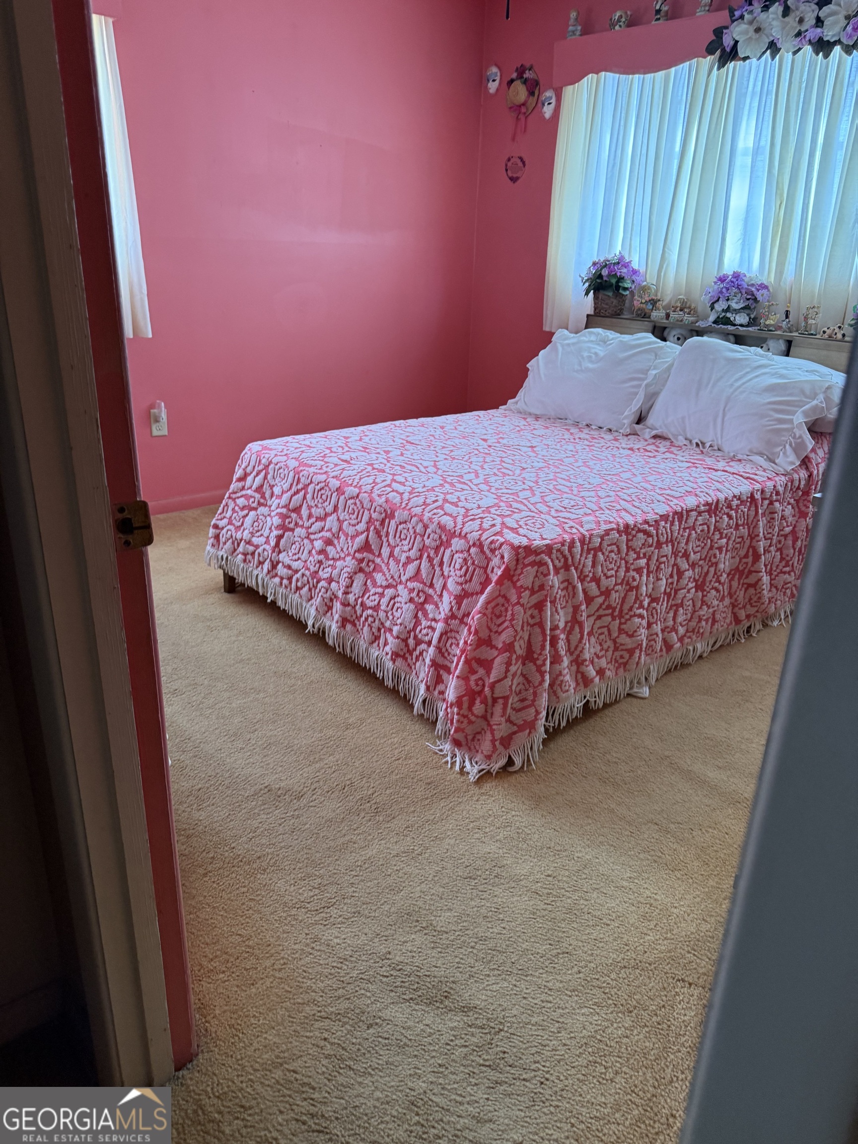 12 Elementary Street Property Photo 8