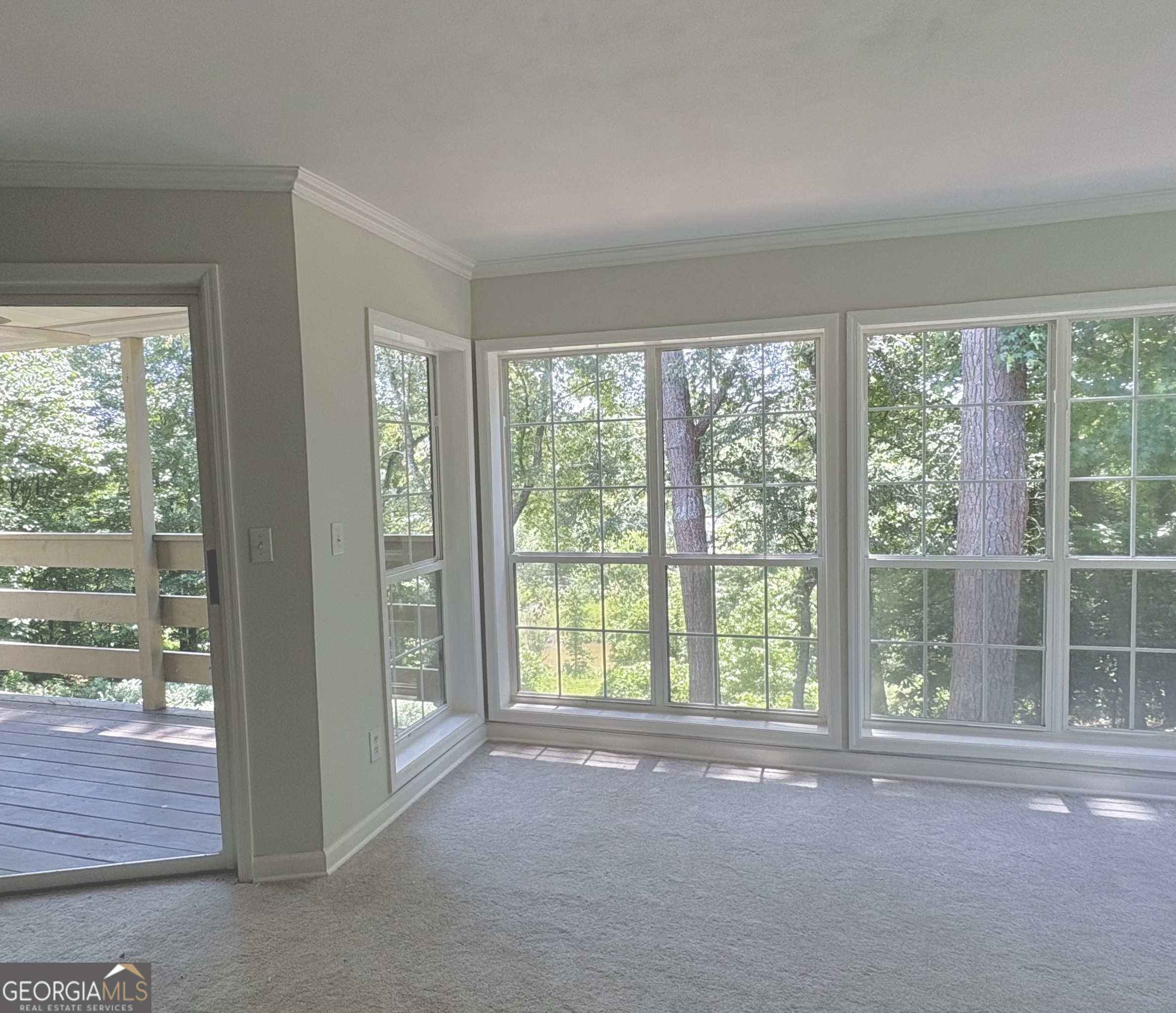 1308 Riverview Drive Se Property Photo 1