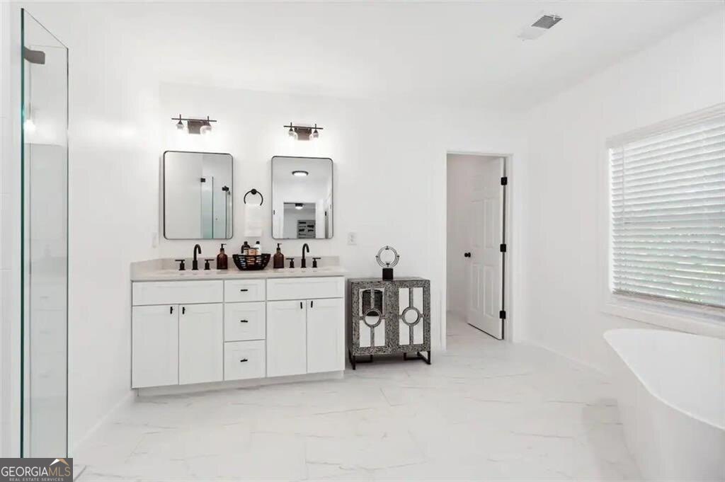 725 Alta Place Nw Property Photo 13