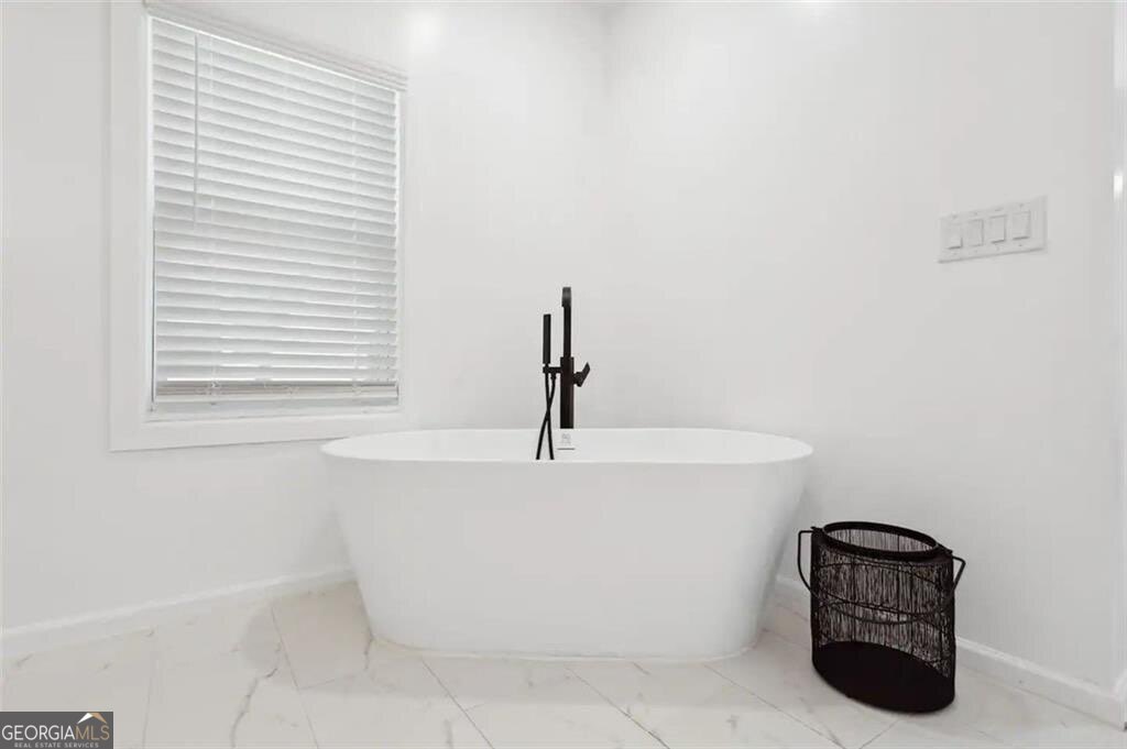 725 Alta Place Nw Property Photo 15