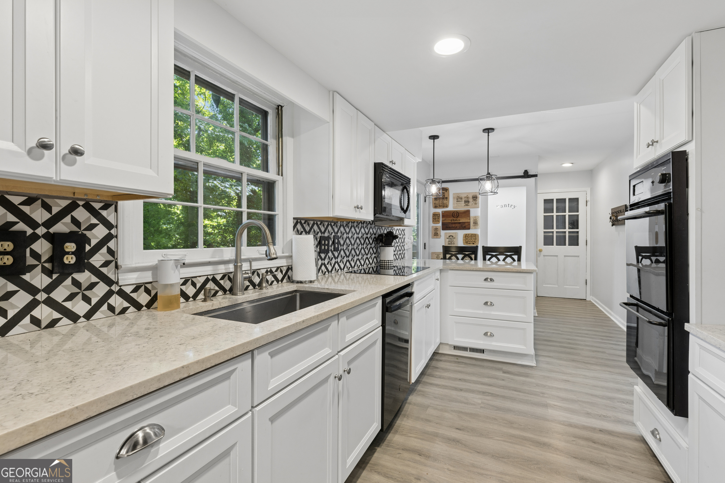 3646 Winview Court Property Photo 16