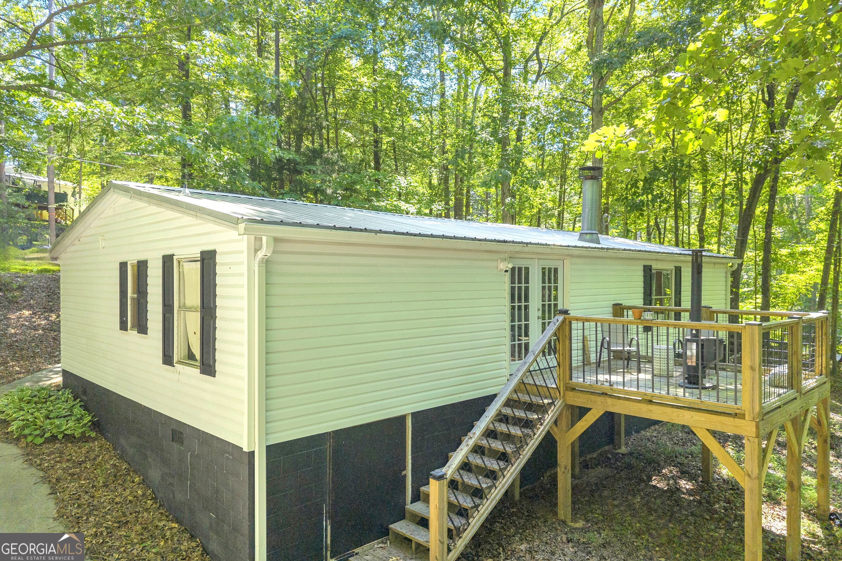 114 Lake Harbor Trail Property Photo 6