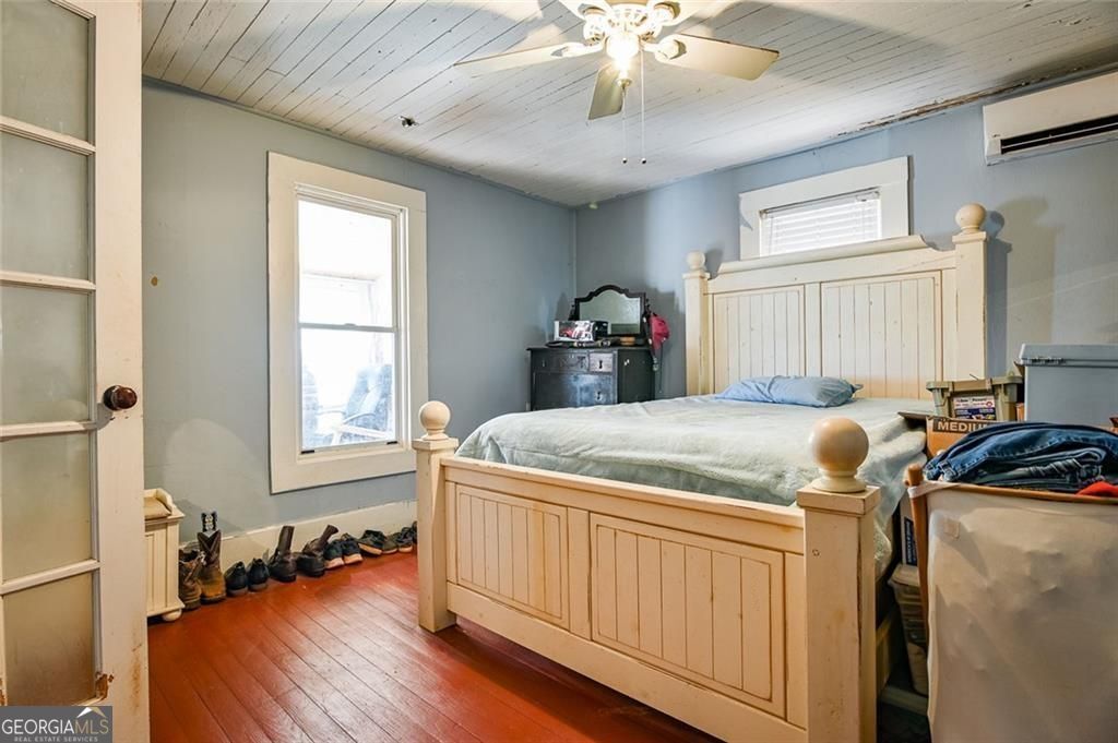 12462 Brown Bridge Road Property Photo 8